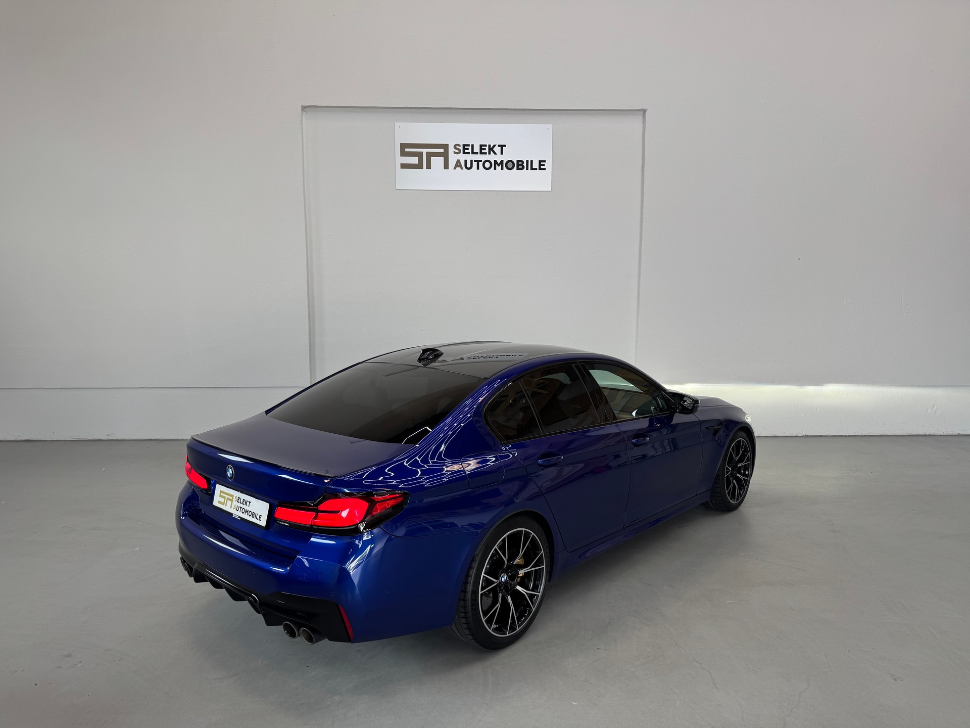 BMW M5 xDrive Competition Drivelogic-image-5