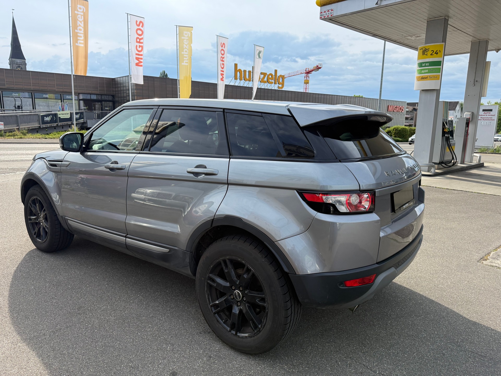 LAND ROVER Range Rover Evoque 2.2 TD4 Dynamic AT6-image-4