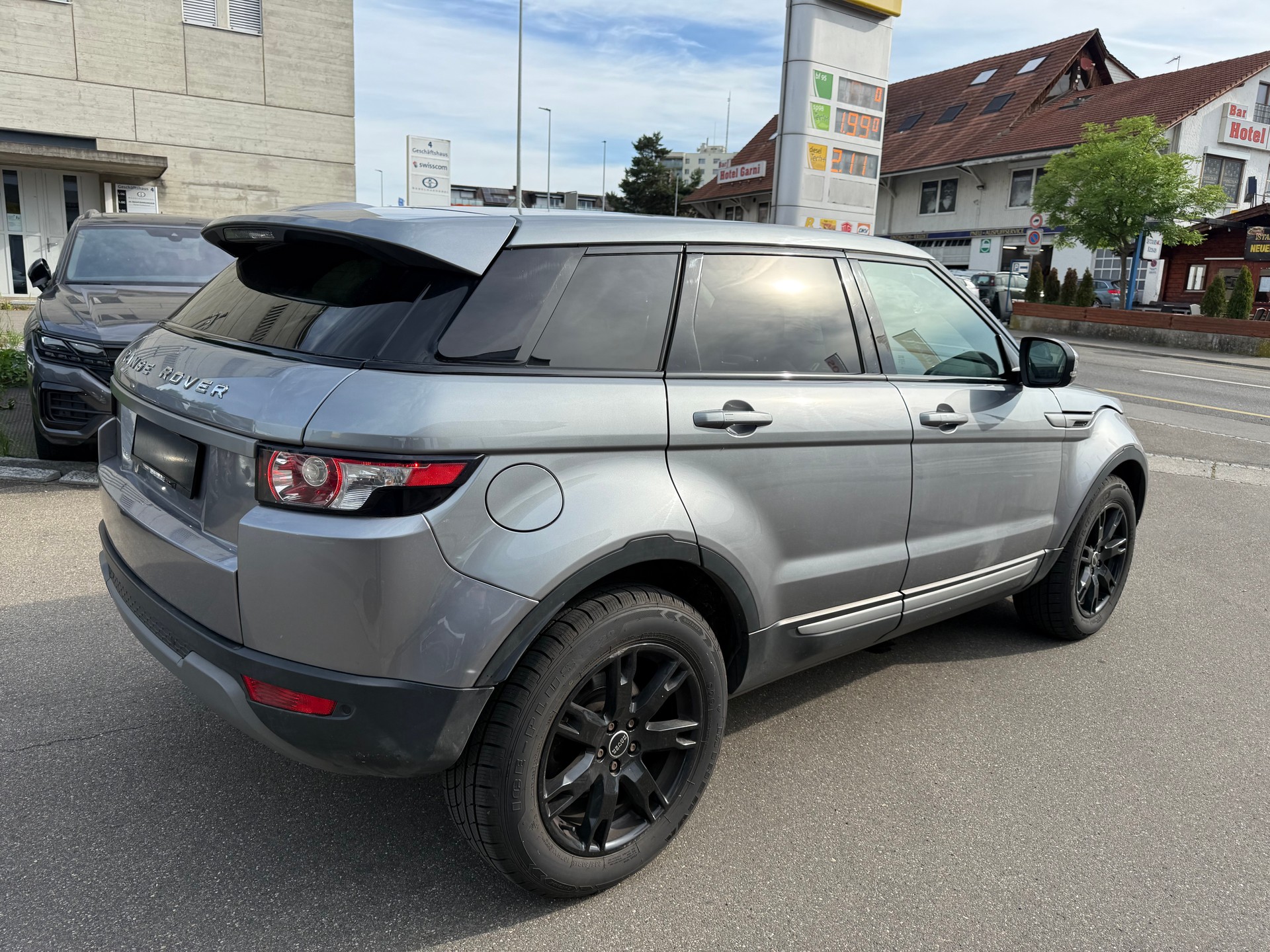 LAND ROVER Range Rover Evoque 2.2 TD4 Dynamic AT6-image-5