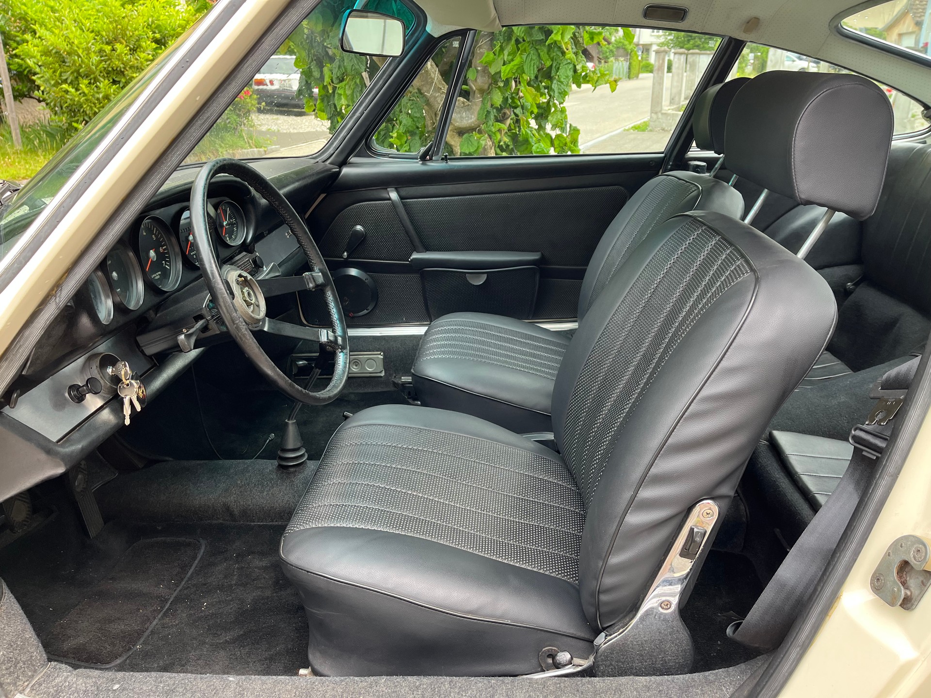 PORSCHE 912-image-3