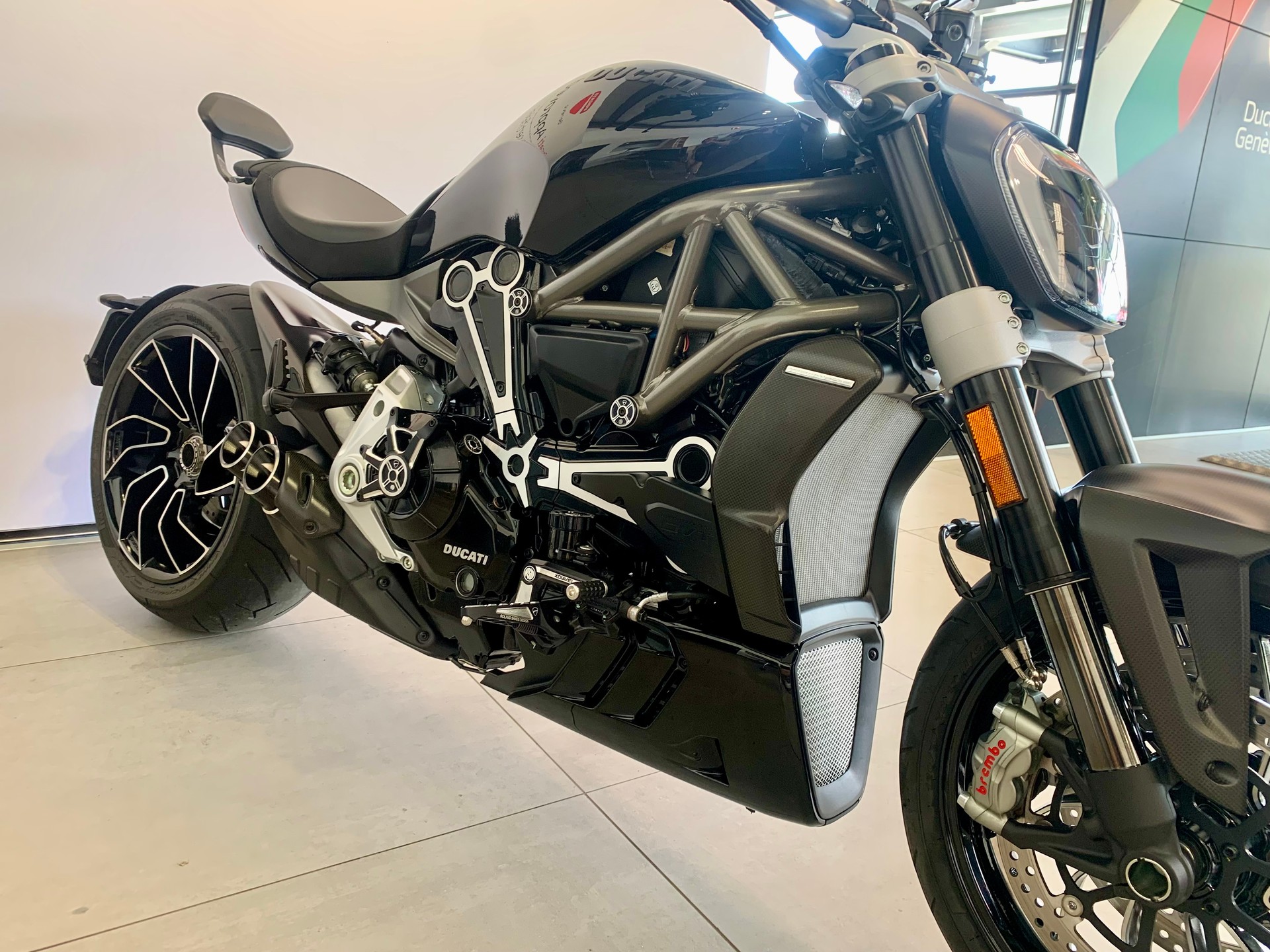DUCATI XDiavel 1260 S-image-9