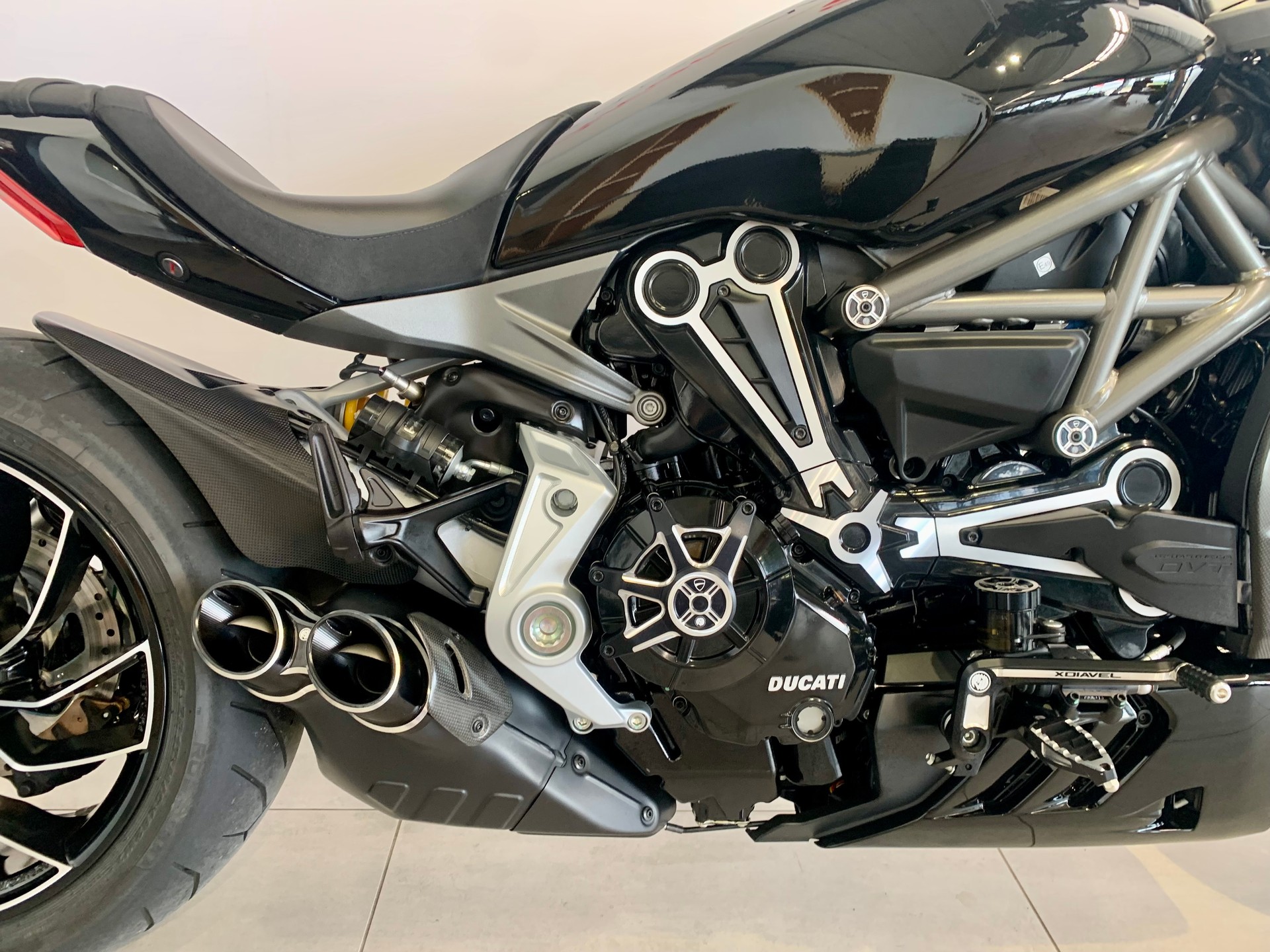 DUCATI XDiavel 1260 S-image-11