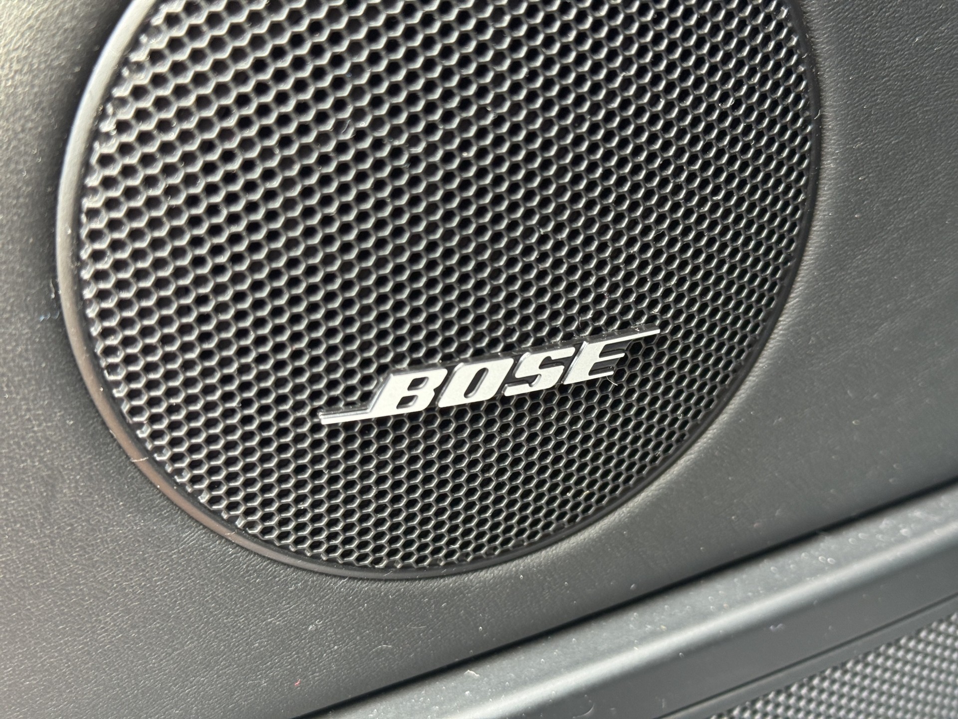 PORSCHE Cayenne 4.8 V8 GTS Tiptronic-image-16
