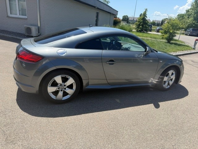 AUDI TT 1.8T-image-5