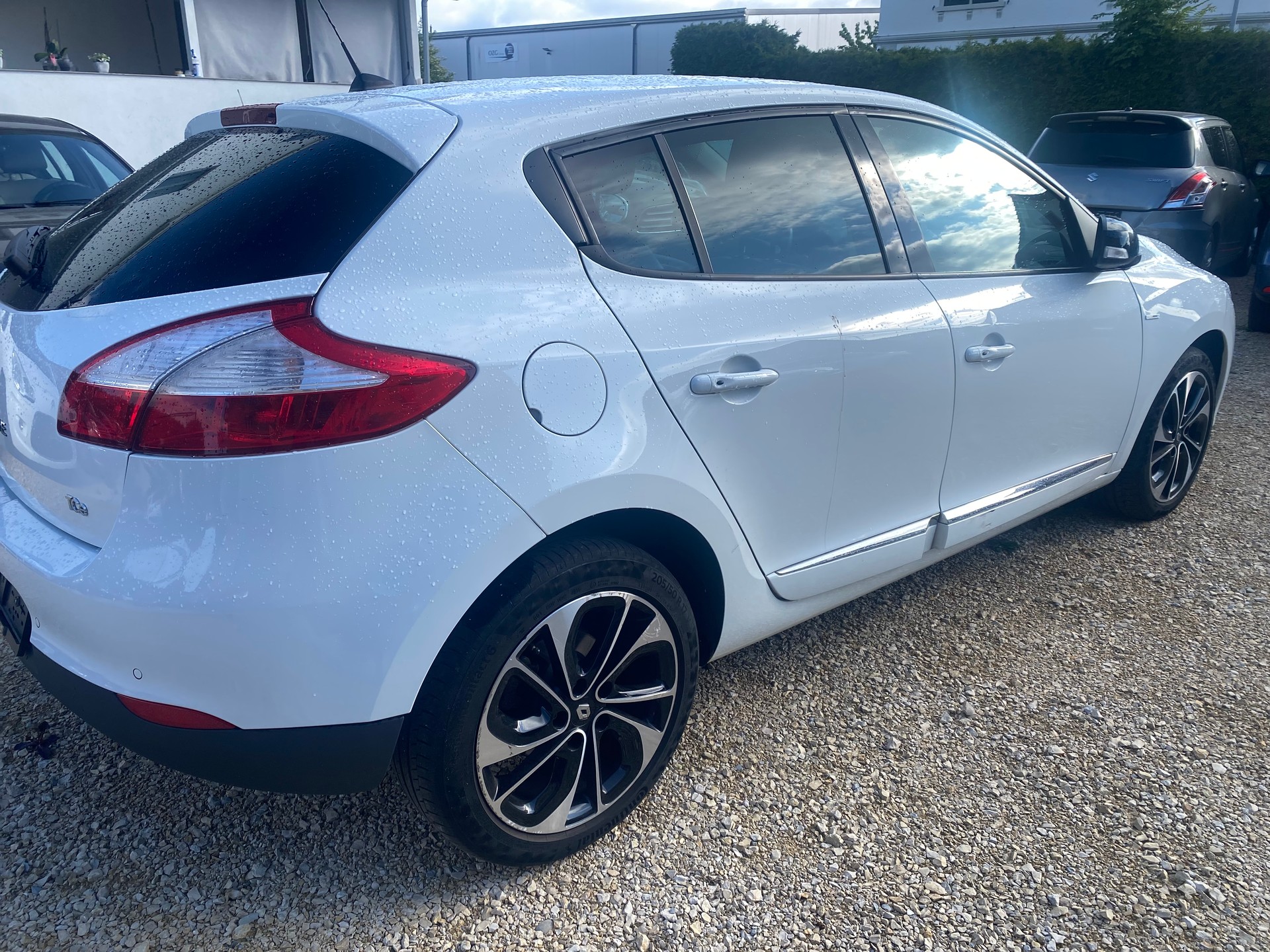 RENAULT Mégane 1.2 16V Turbo Bose EDC-image-3