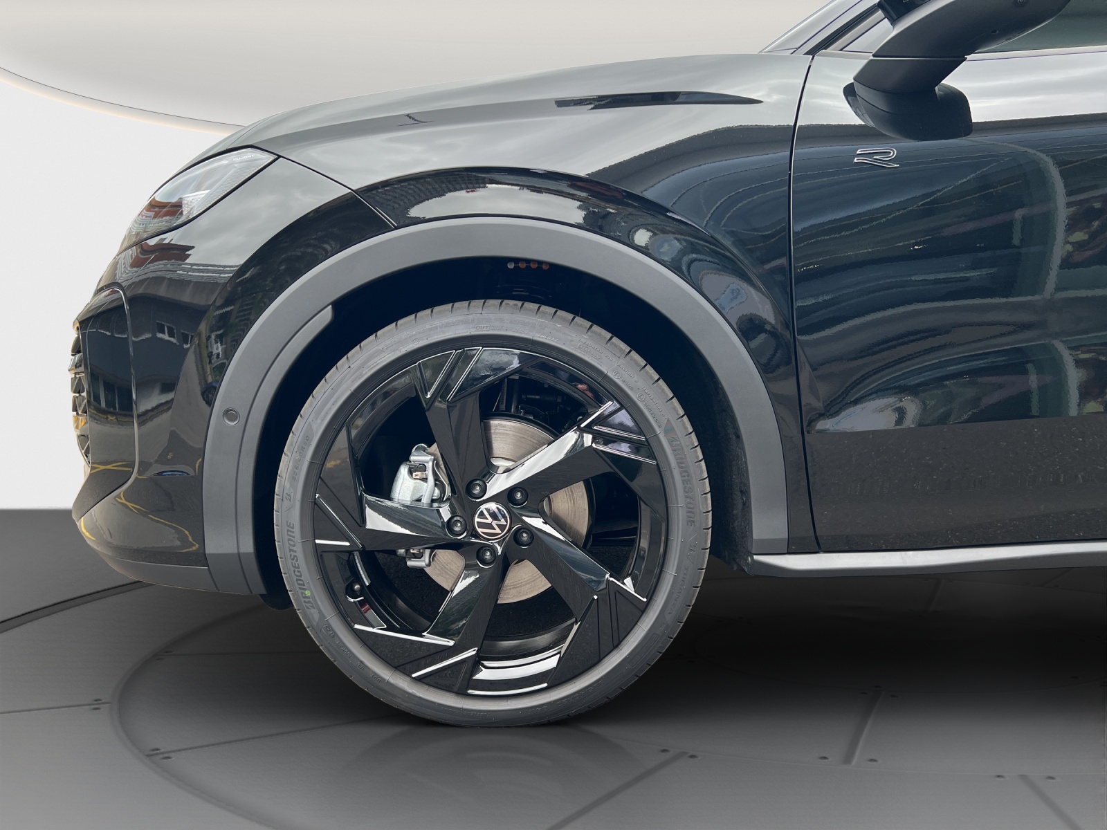 VW T-Roc 1.5 eTSI mHEV R-Line DSG-image-7