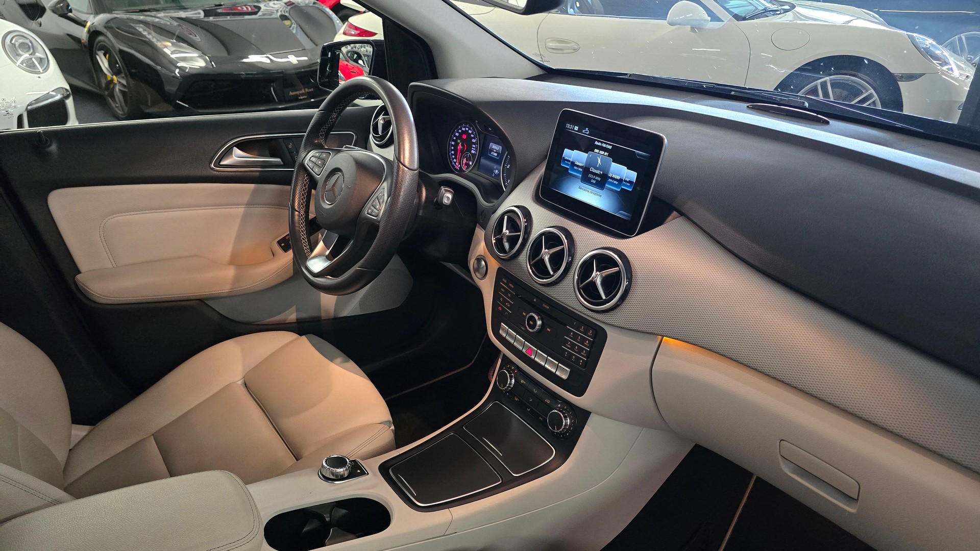 MERCEDES-BENZ B 220 CDI Swiss Star Edition Style 4Matic 7G-DCT-image-17
