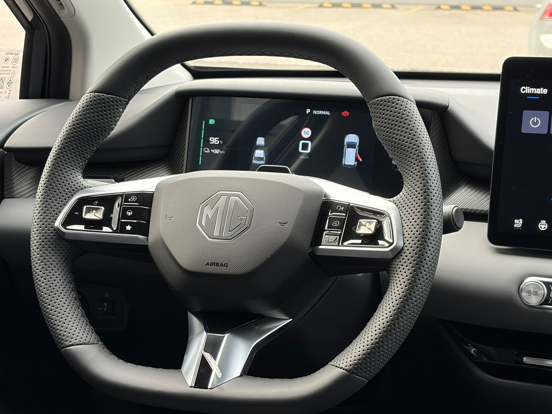 MG 4 EV 64kWh Premium-image-14