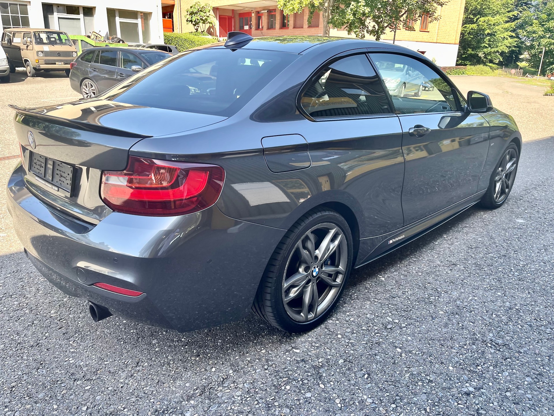 BMW M235i xDrive Steptronic-image-3