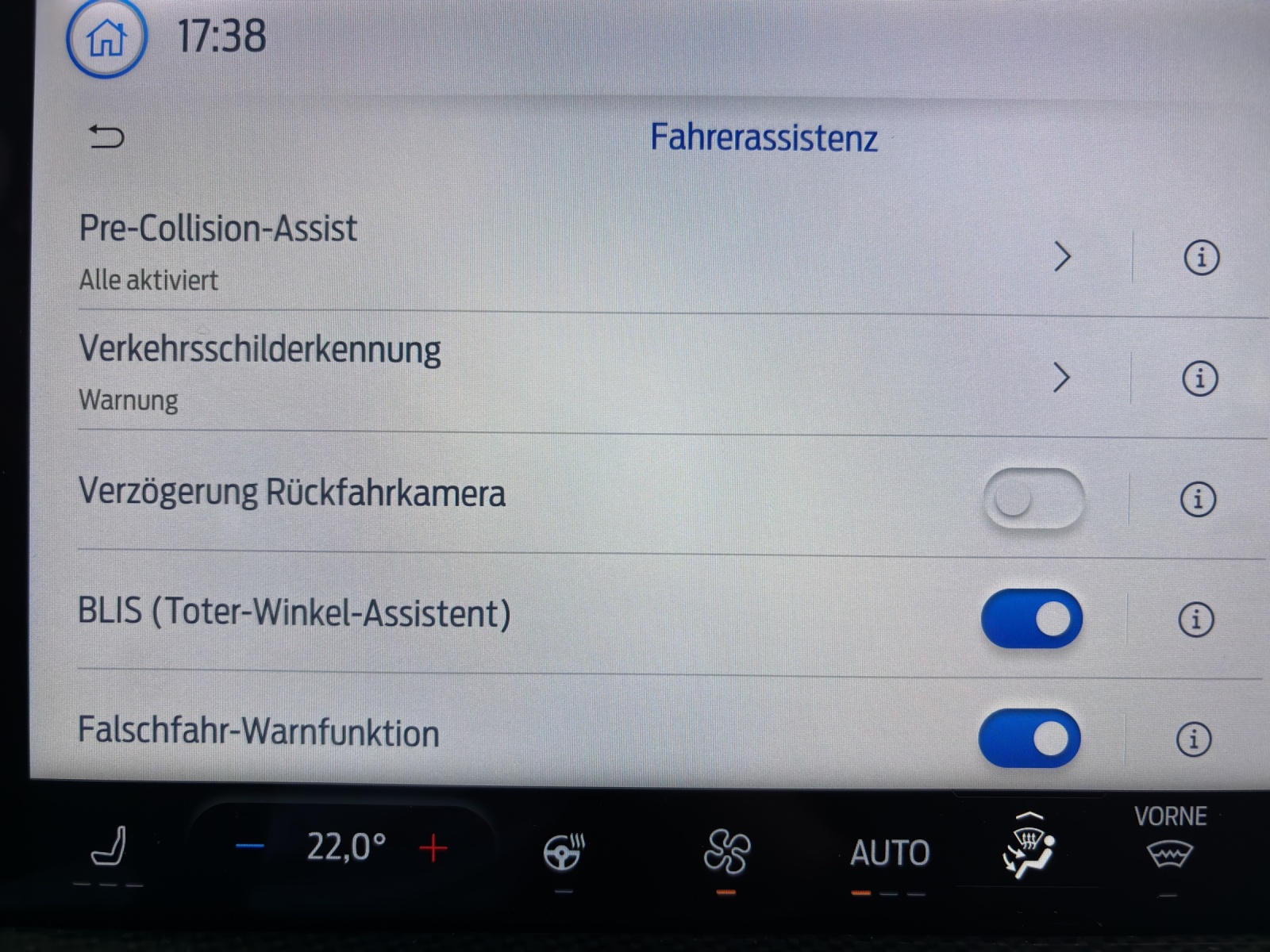 FORD Focus 1.0 MHEV ST-Line X Automat mit Rückfahrkamera, Head-Up Display & Side-Assist-image-20