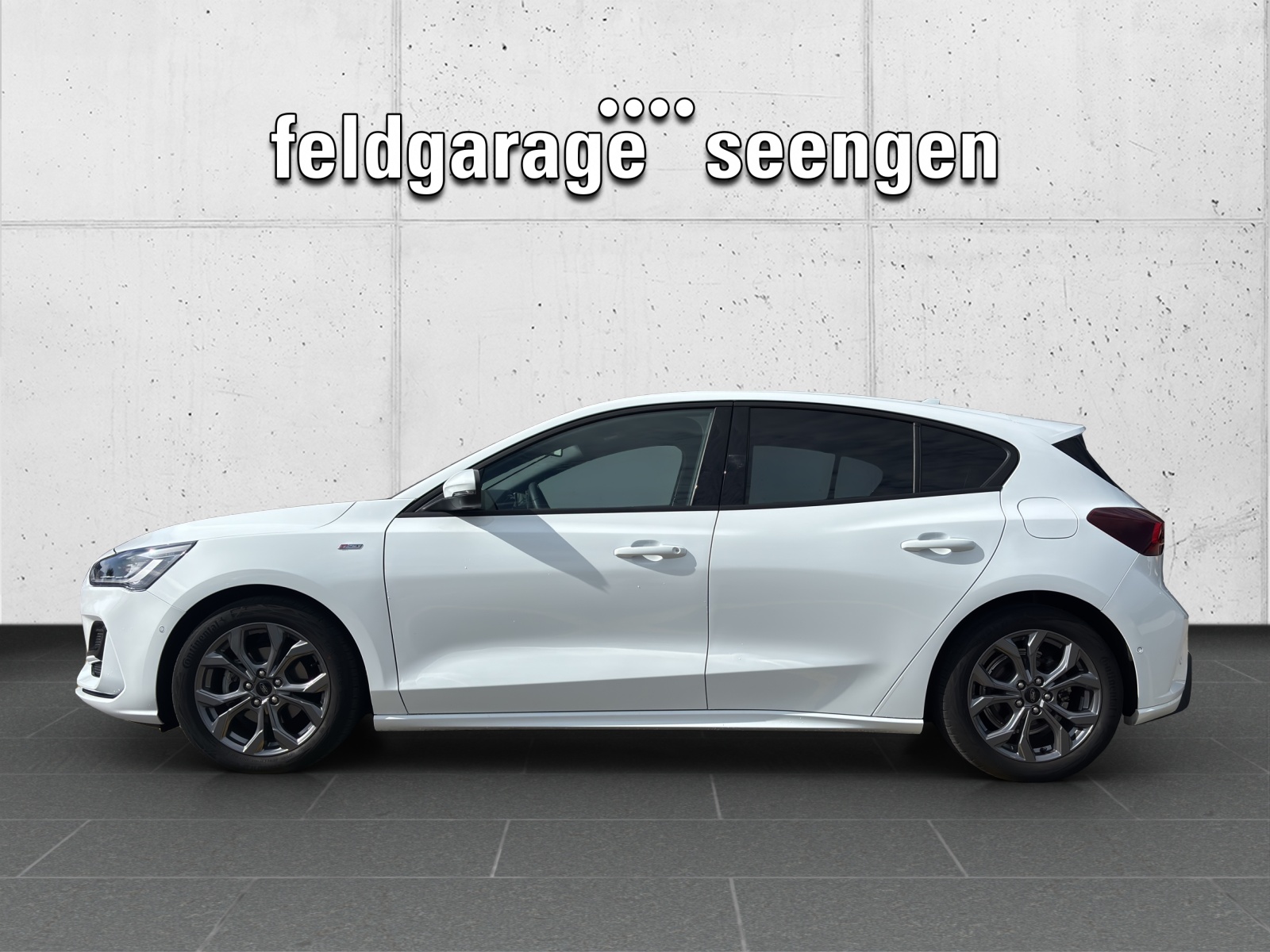 FORD Focus 1.0 MHEV ST-Line X Automat mit Rückfahrkamera, Head-Up Display & Side-Assist-showroom-element-1