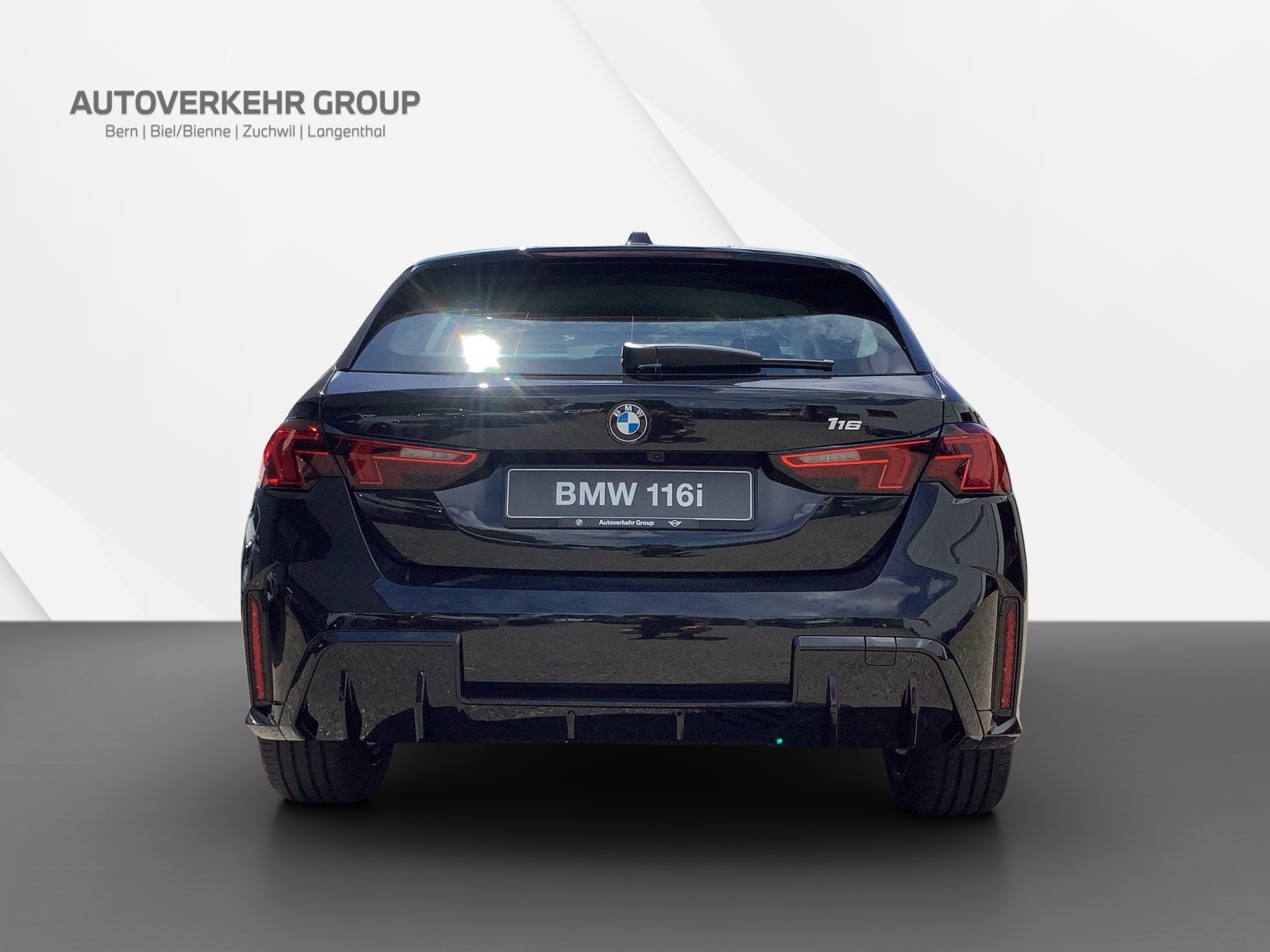 BMW 116 Steptronic-showroom-element-2