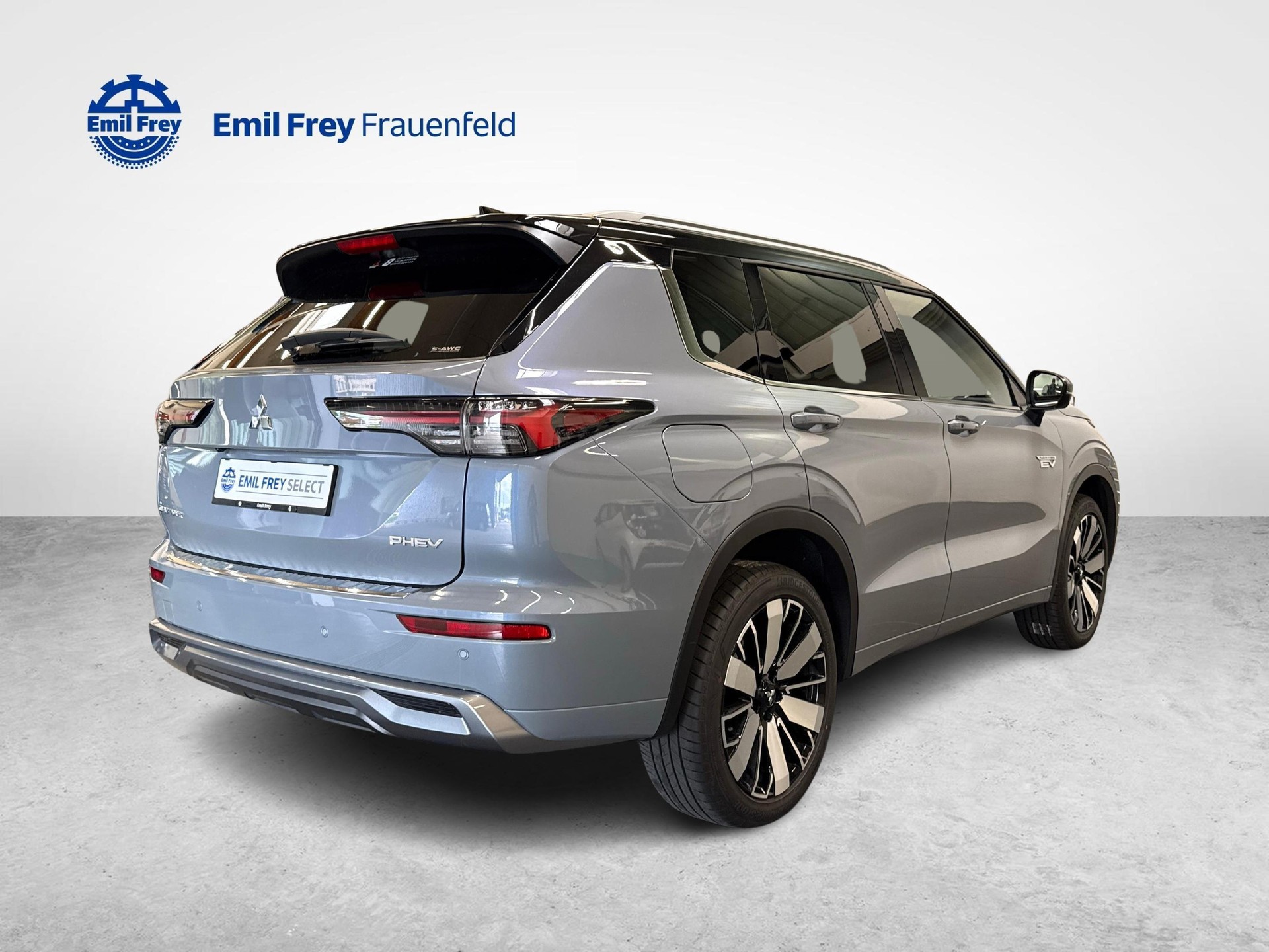 MITSUBISHI Outlander 2.4 PHEV Instyle 4x4-image-4