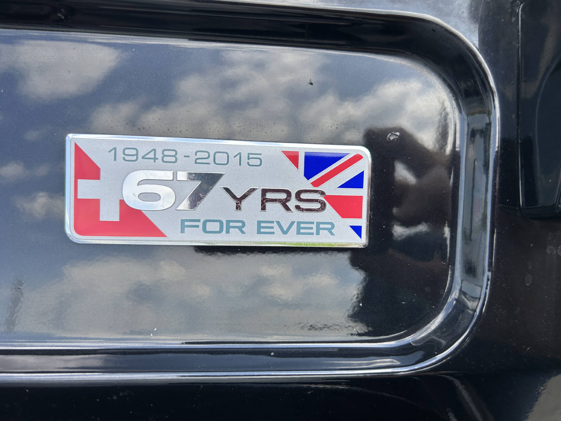 LAND ROVER Defender 90 2.2 TD4 SW-image-10