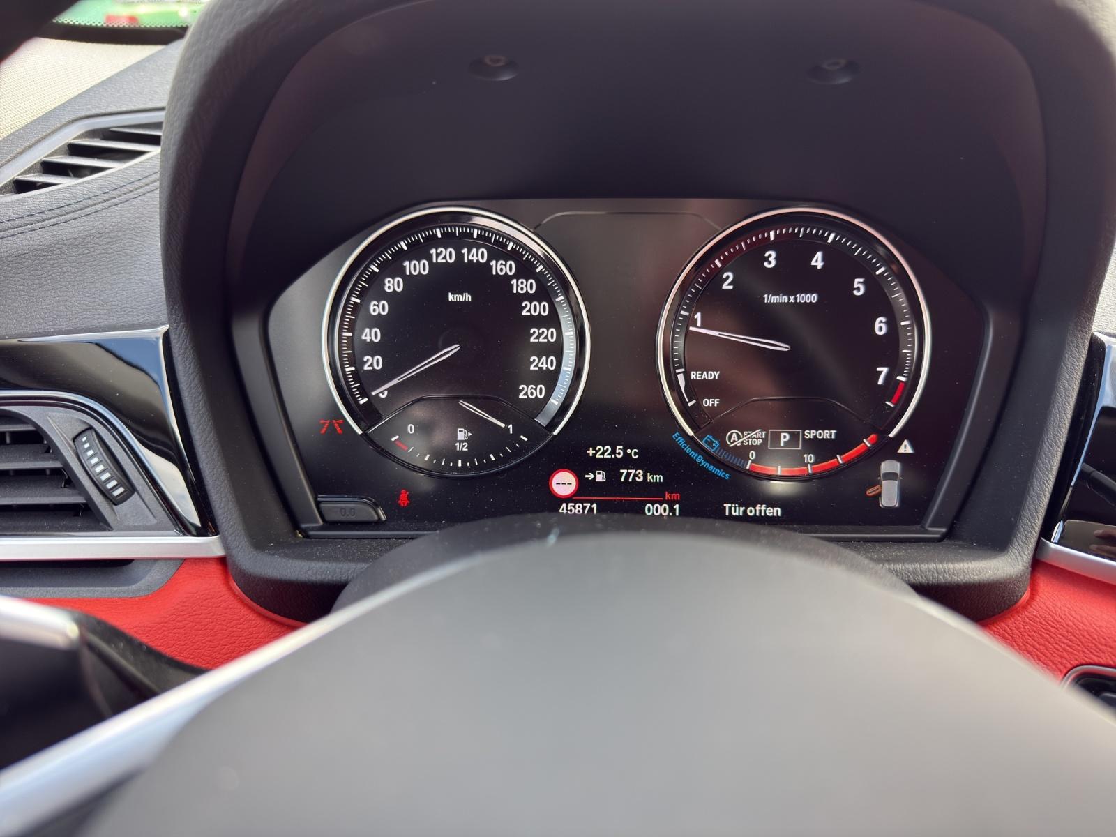 BMW X2 20i xDrive NAVIGATION PLUS-image-11