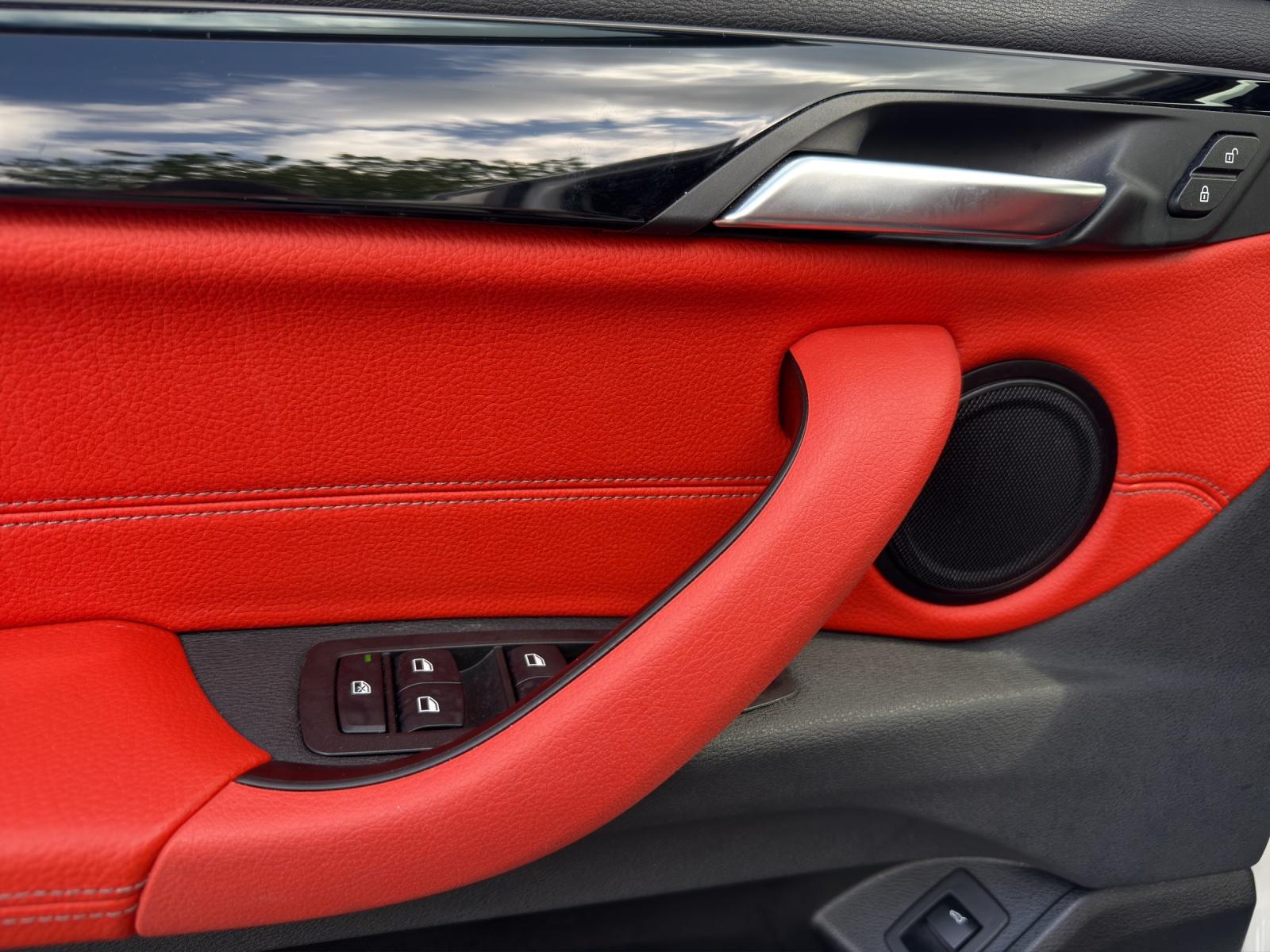 BMW X2 20i xDrive NAVIGATION PLUS-image-16