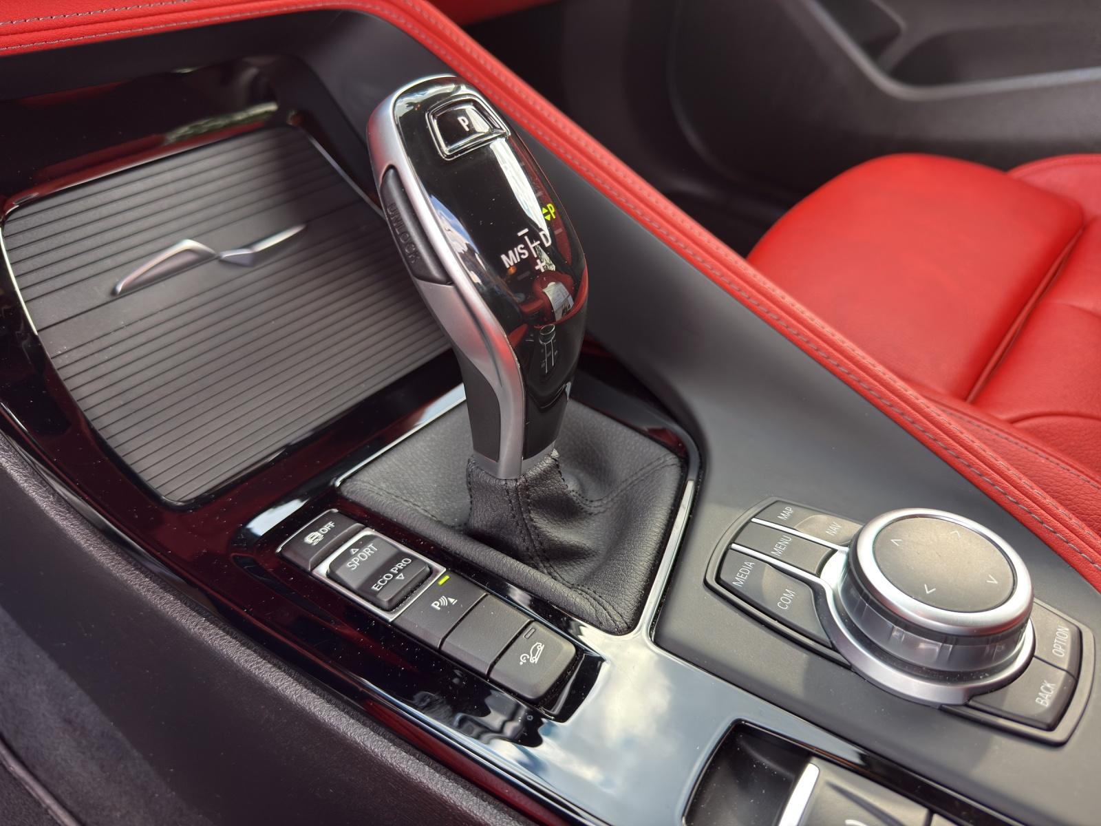 BMW X2 20i xDrive NAVIGATION PLUS-image-13