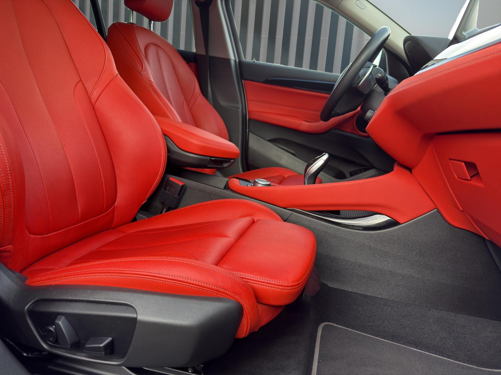BMW X2 20i xDrive NAVIGATION PLUS-image-18