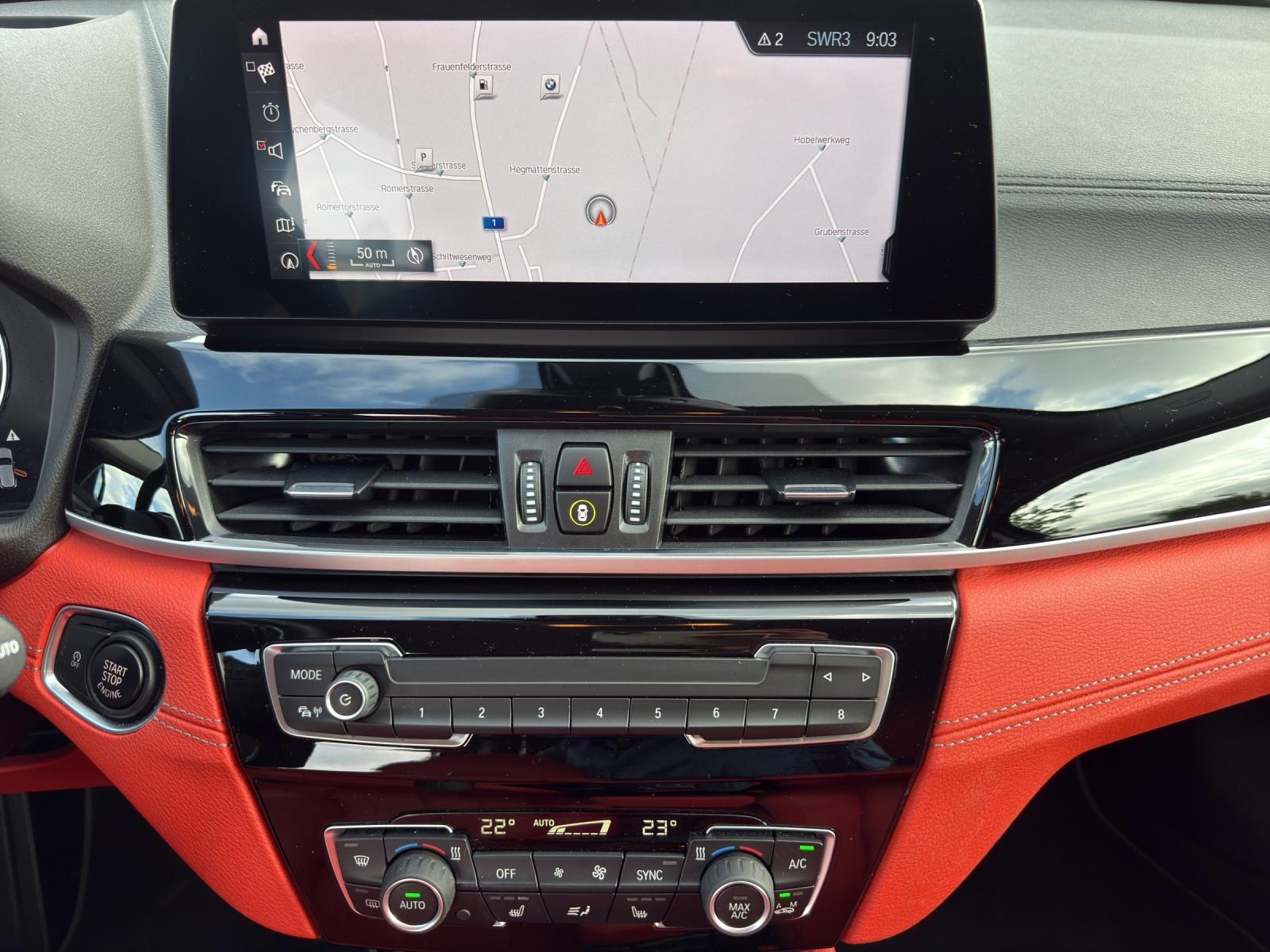 BMW X2 20i xDrive NAVIGATION PLUS-image-12