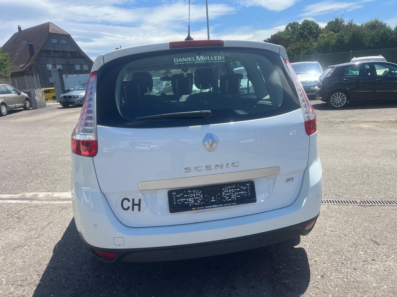 RENAULT Grand Scénic 1.5 dCi Dynamique EDC-image-5