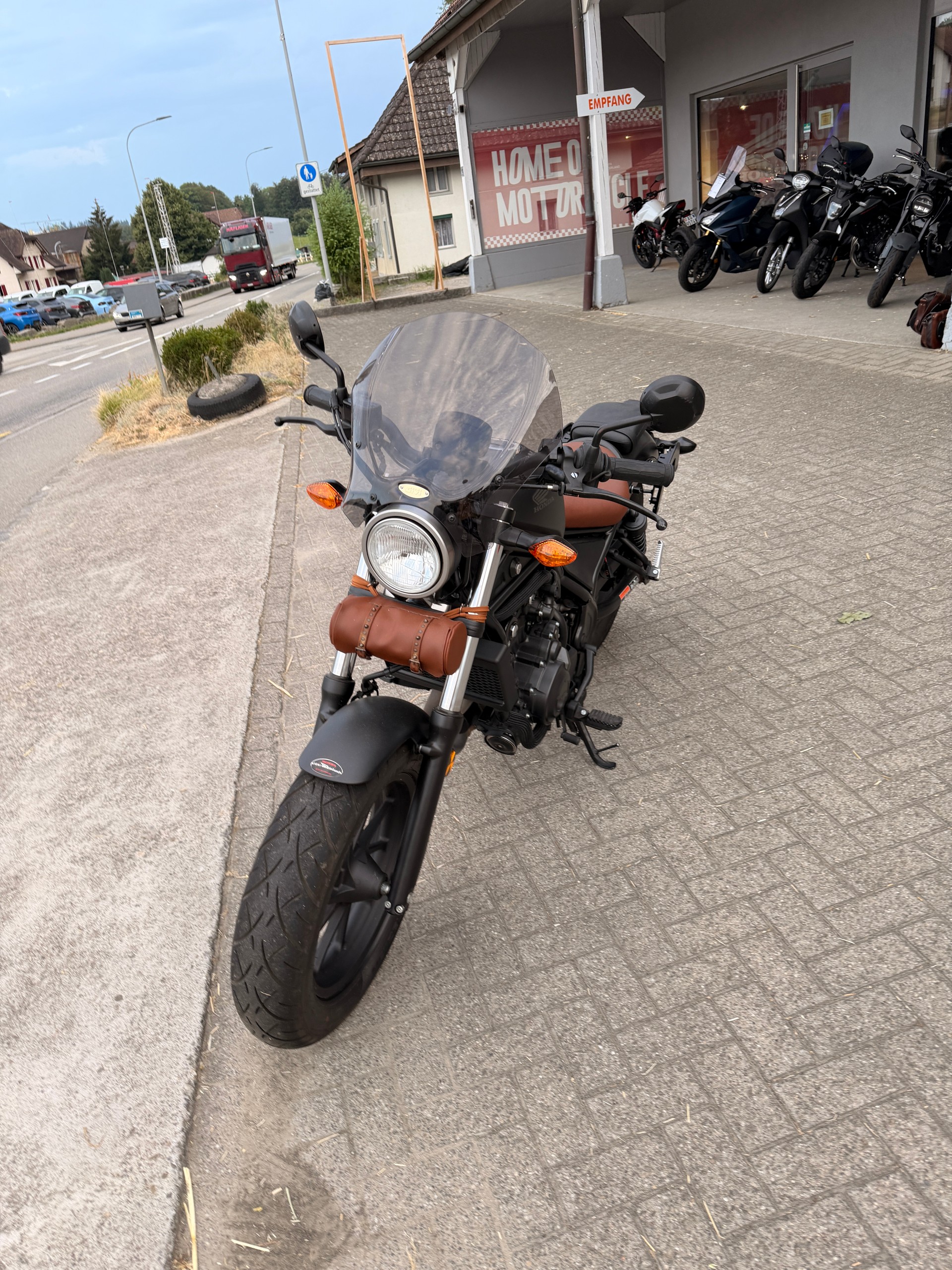 HONDA CMX500 Rebel ABS-image-2