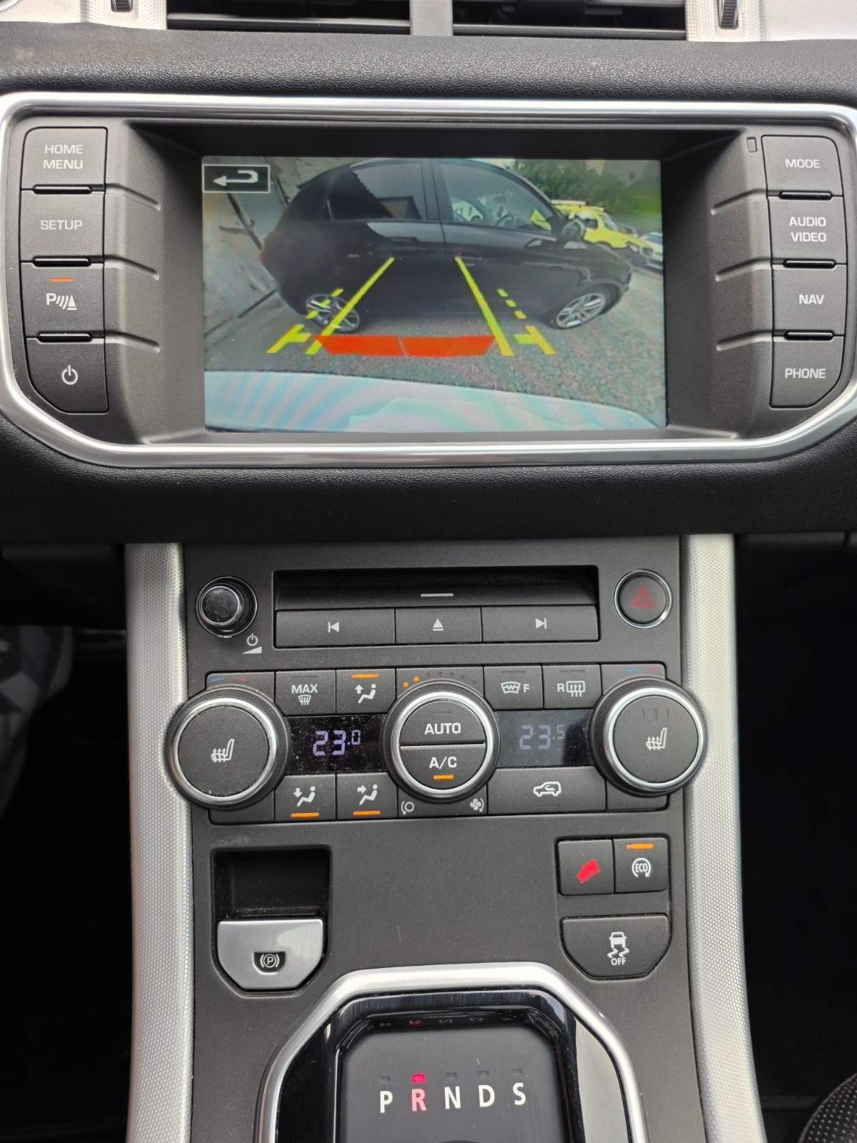 LAND ROVER Range Rover Evoque 2.2 SD4 Prestige AT9-image-15