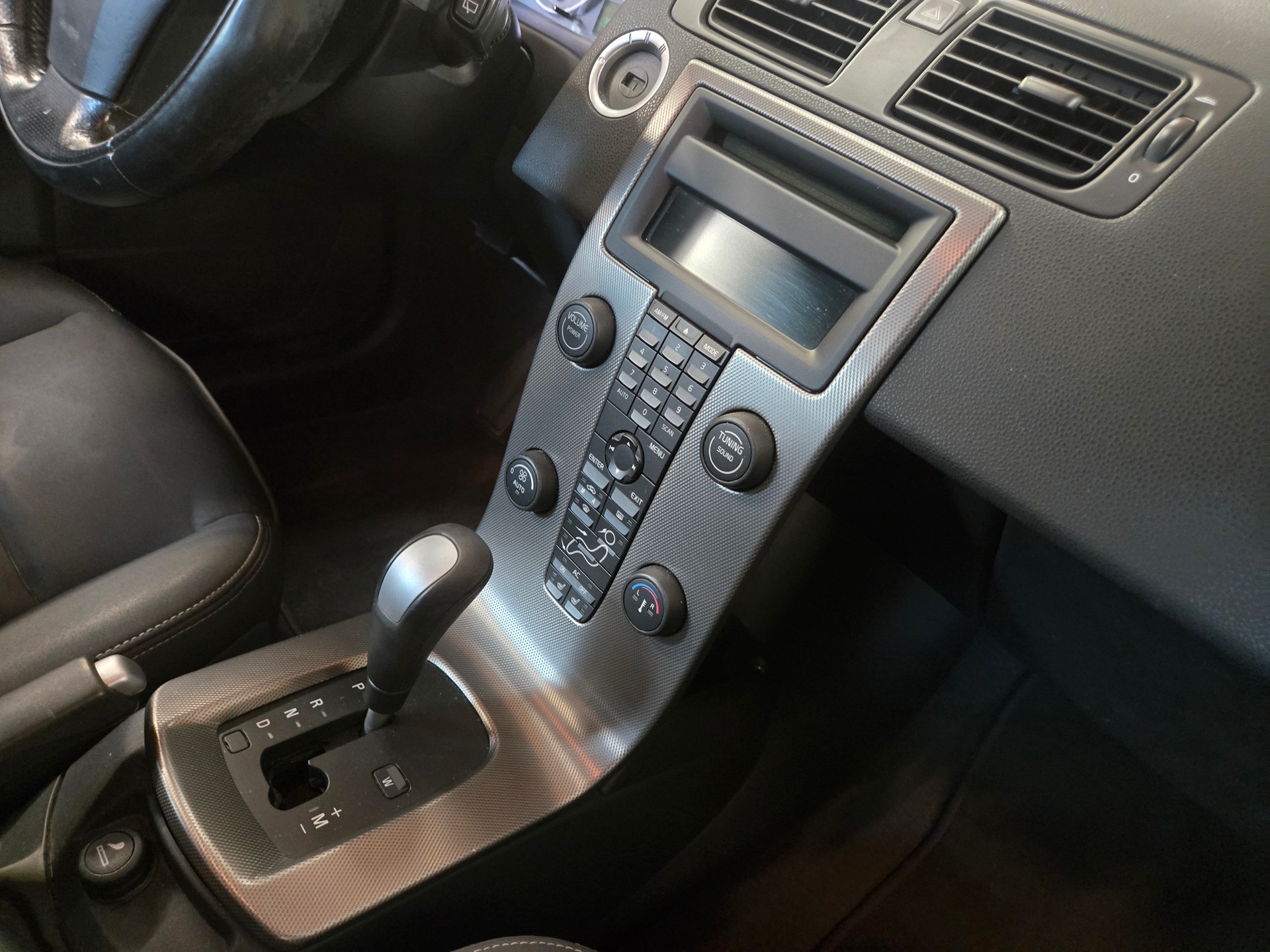 VOLVO V50 2.4 Summum-image-4