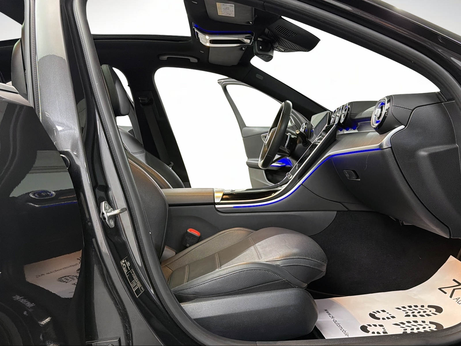 MERCEDES-BENZ C 300 Grafitgrey 258PS 4Matic AMG Line / Panoramadach / 360° Kamera / Leder / Head-Up-Display /-image-8