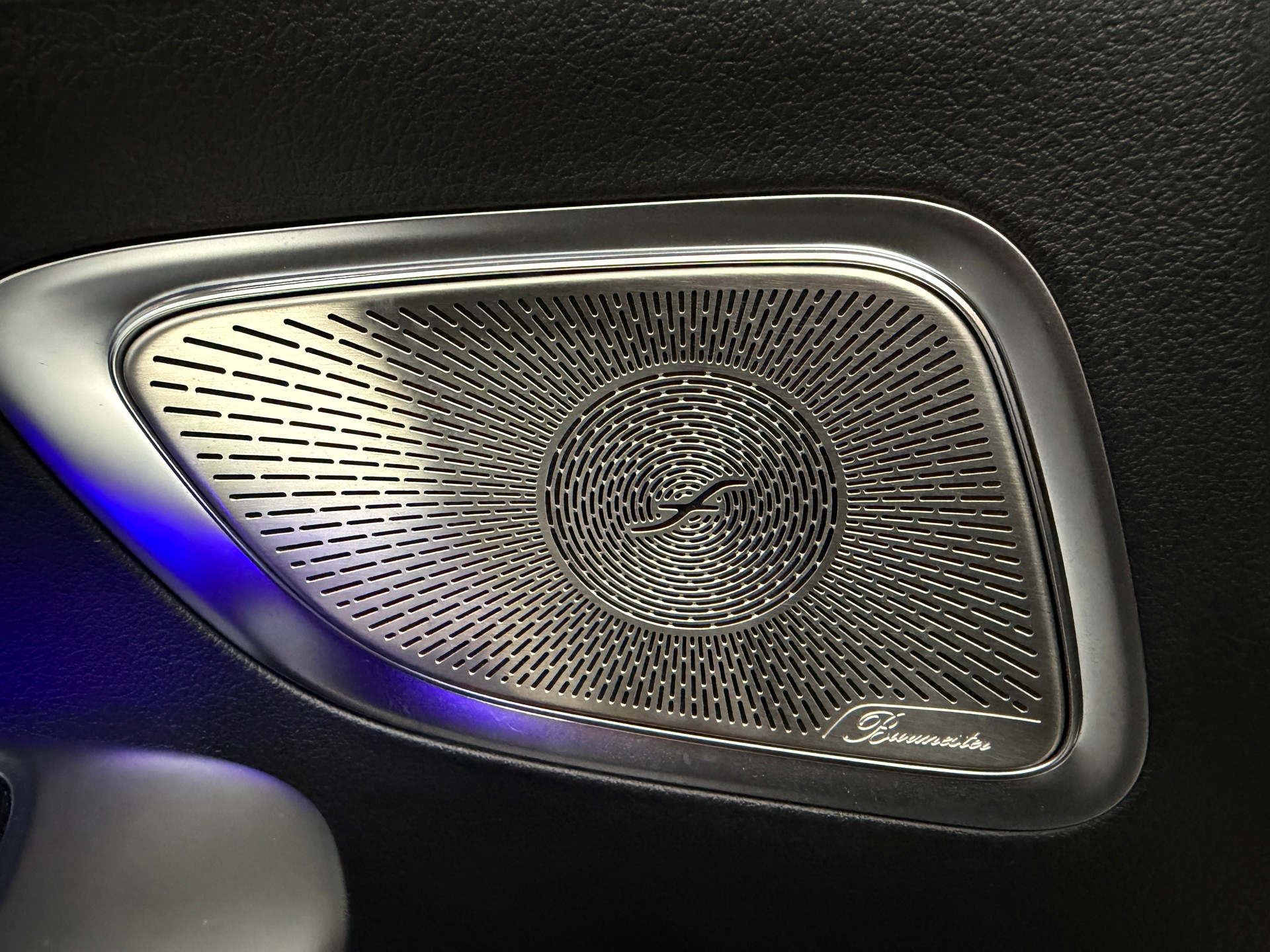 MERCEDES-BENZ C 300 Grafitgrey 258PS 4Matic AMG Line / Panoramadach / 360° Kamera / Leder / Head-Up-Display /-image-16