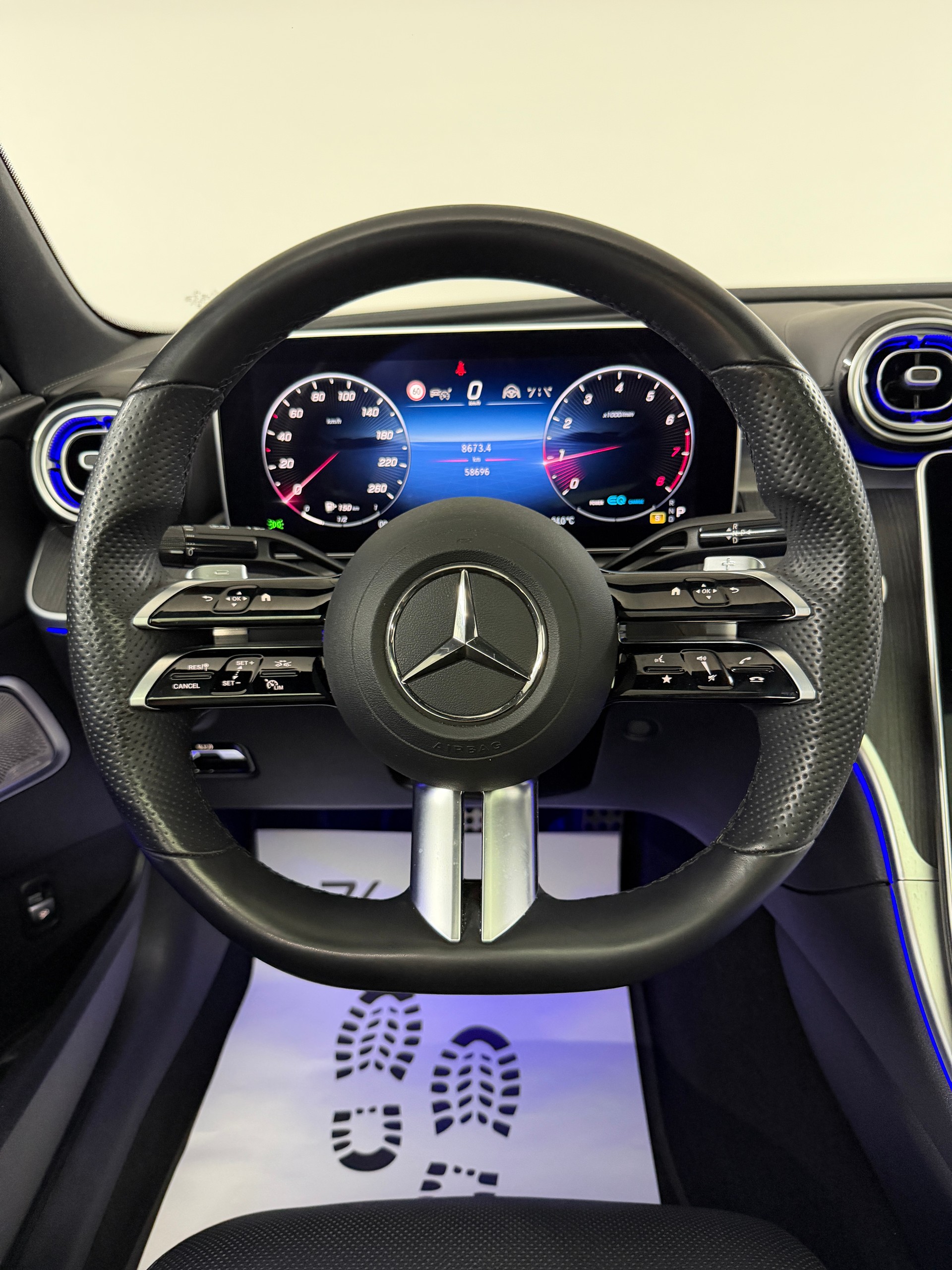 MERCEDES-BENZ C 300 Grafitgrey 258PS 4Matic AMG Line / Panoramadach / 360° Kamera / Leder / Head-Up-Display /-image-11