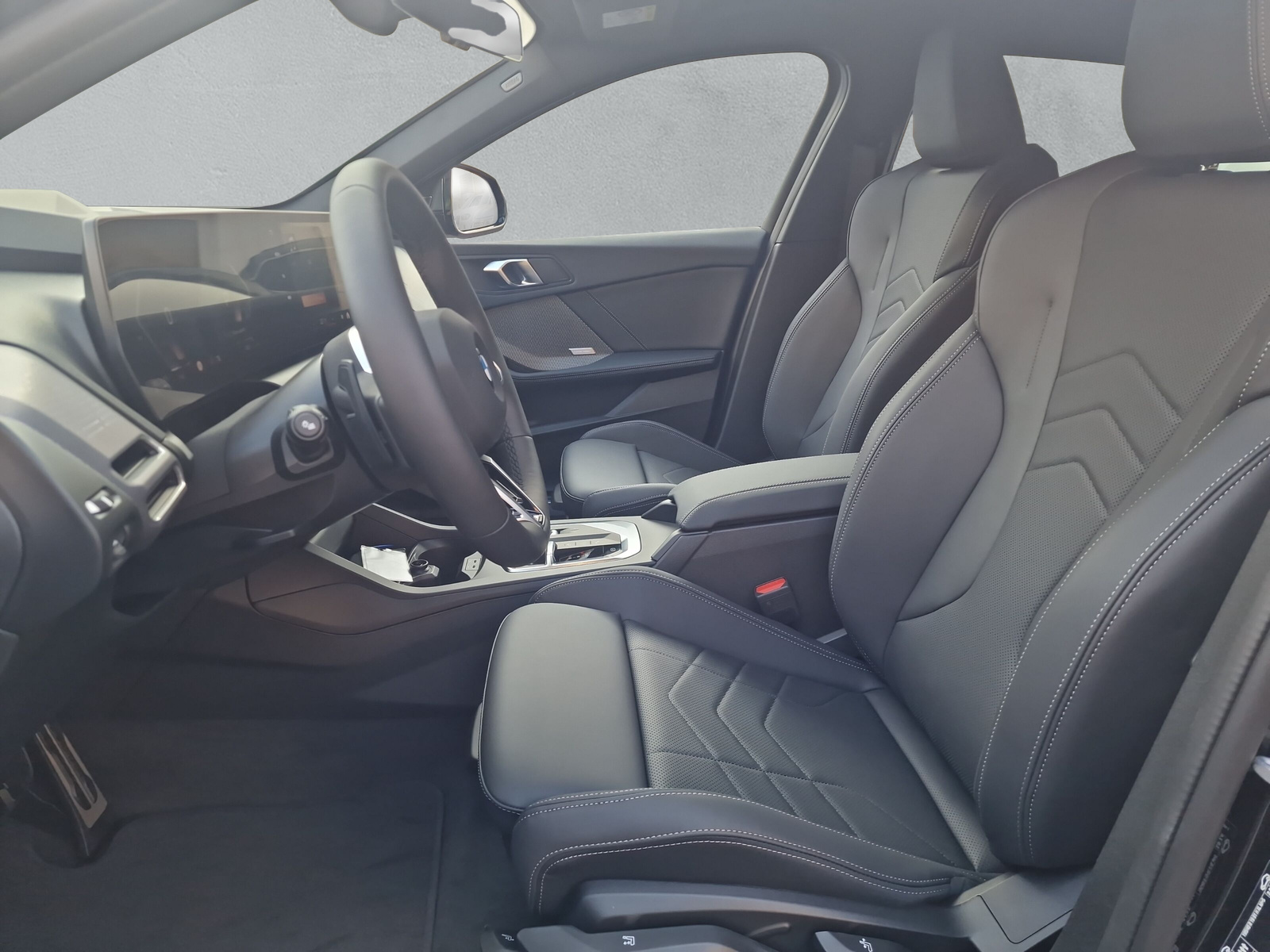 BMW 123 xDrive M Sport Steptronic-image-11