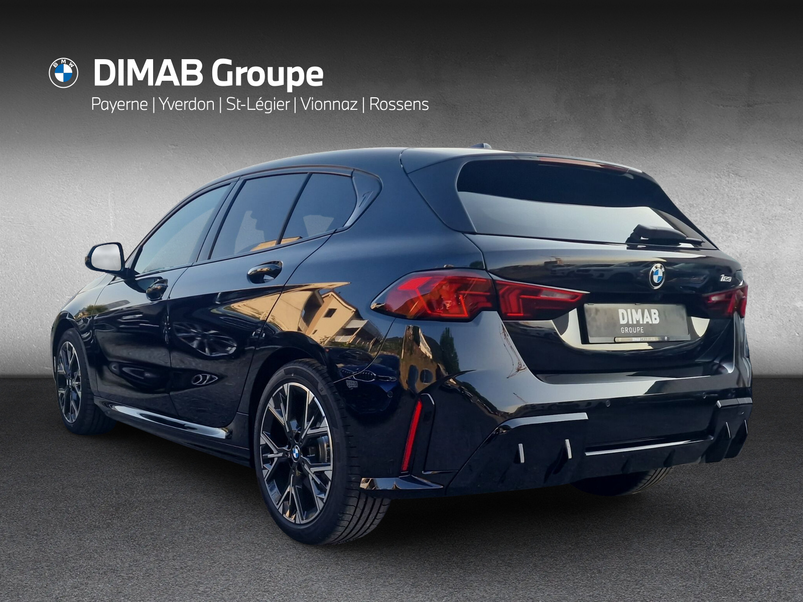 BMW 123 xDrive M Sport Steptronic-showroom-element-2