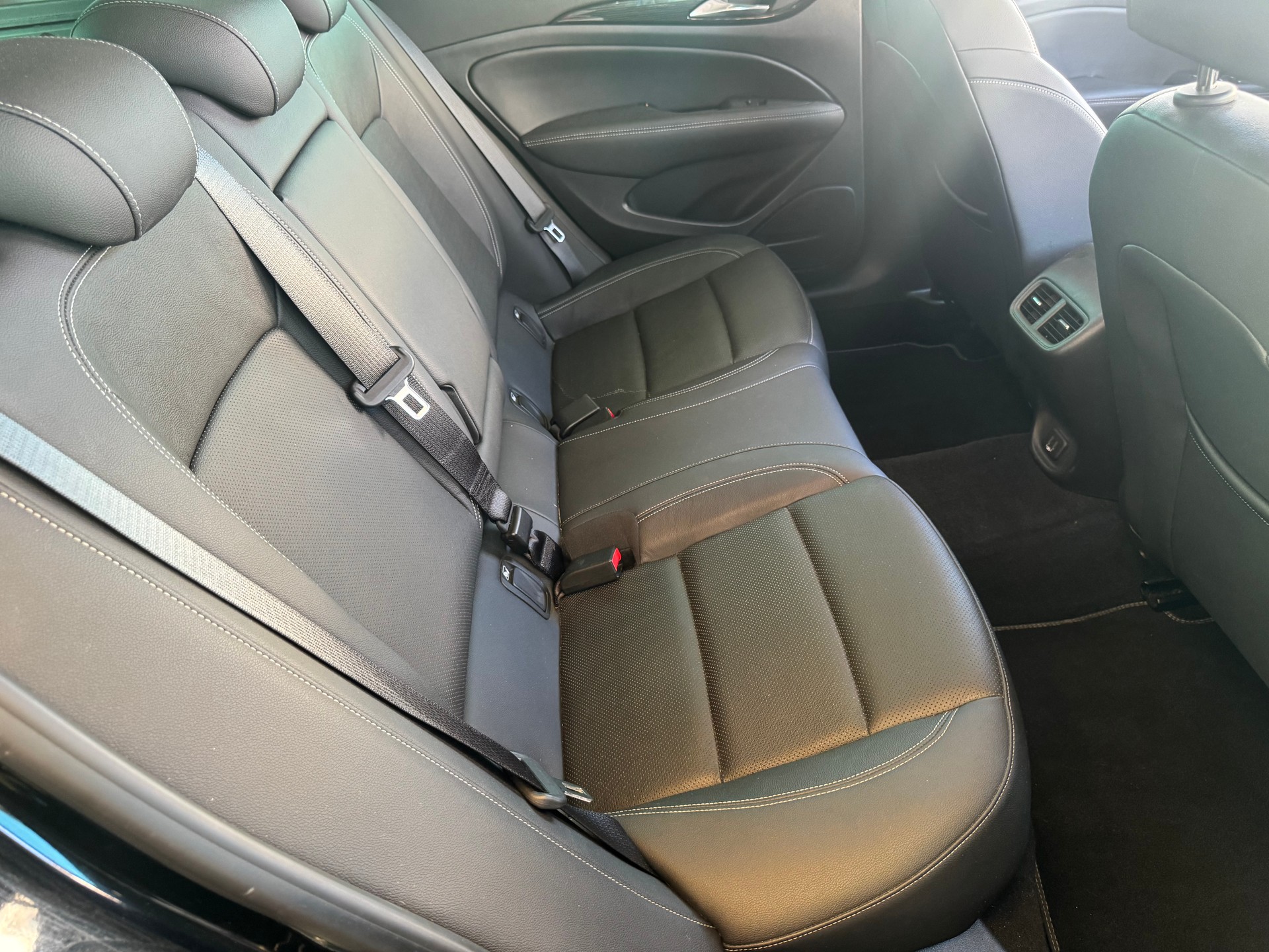 OPEL Insignia 2.0 BiDTI Sports Tourer Excellence 4WD A.-image-11