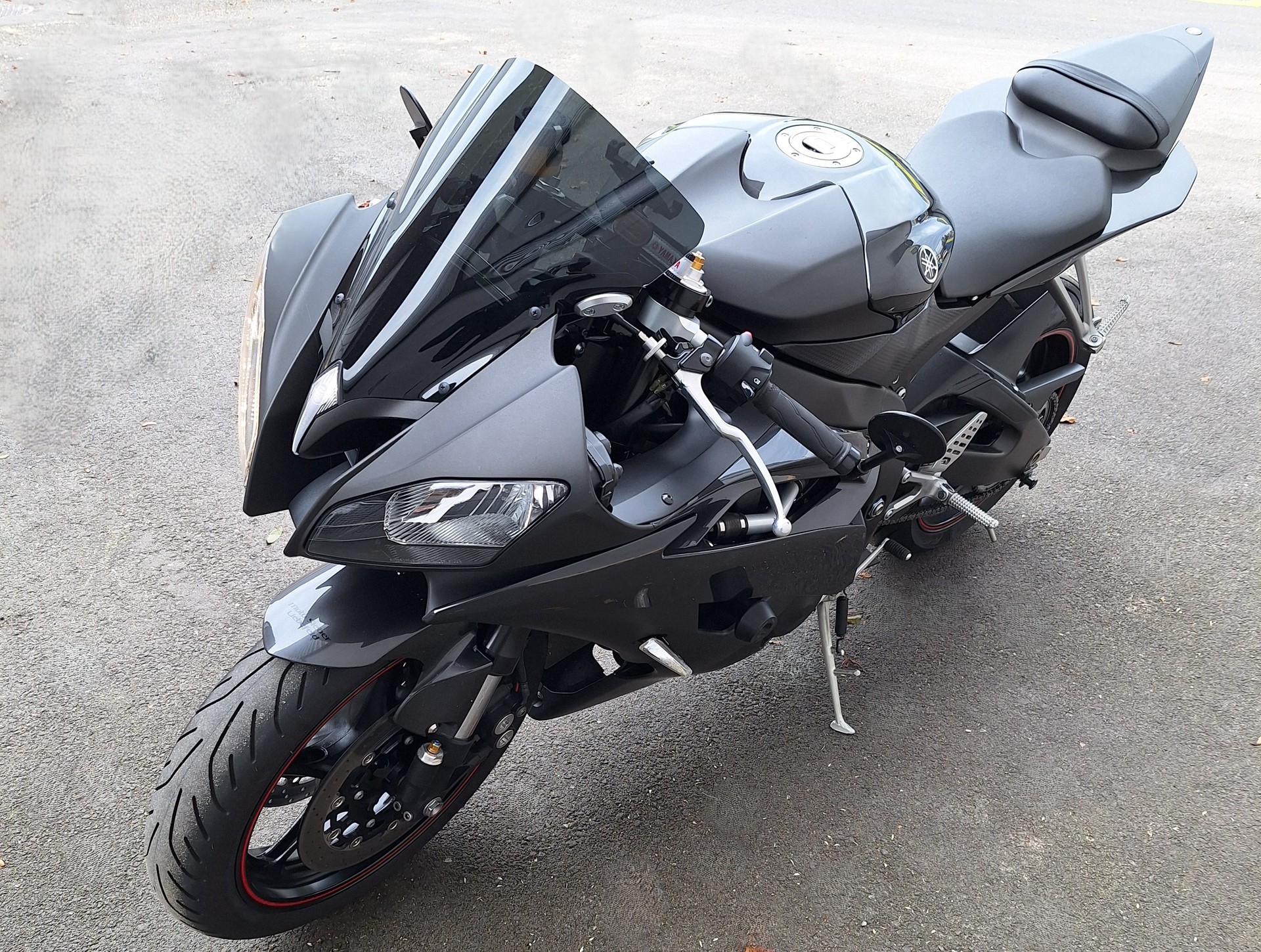 YAMAHA YZF-R6-image-2