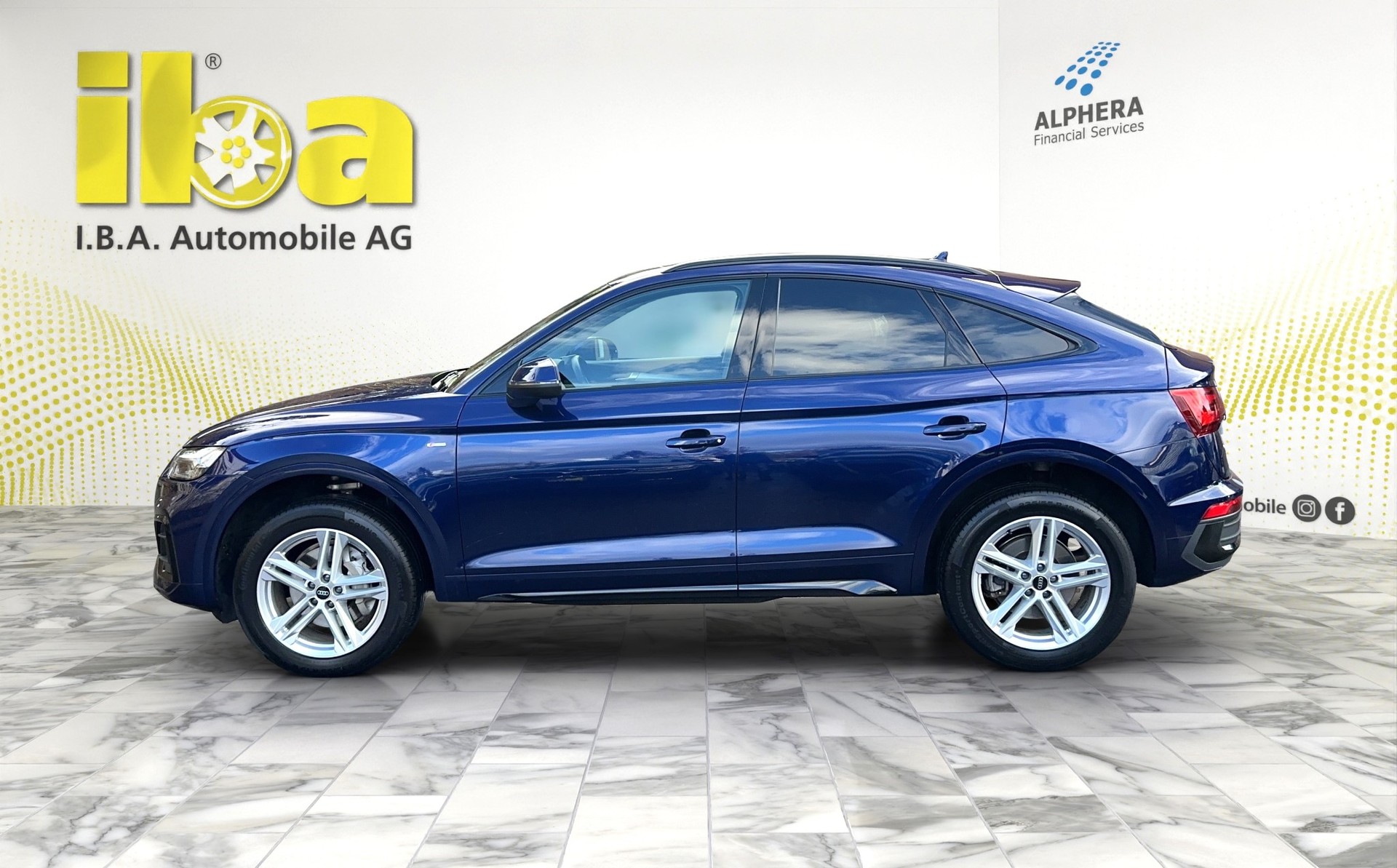 AUDI Q5 Sportback 40 TDI S-Line quattro AHK 4x4-showroom-element-1