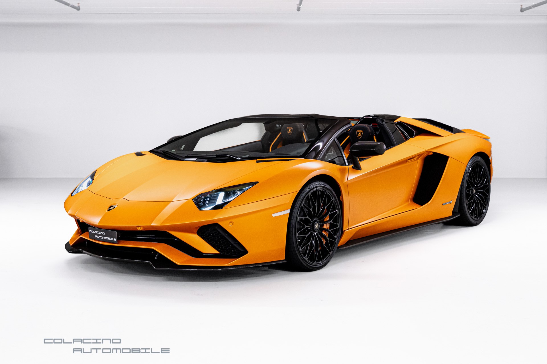 LAMBORGHINI Aventador S LP740-4 Roadster E-Gear