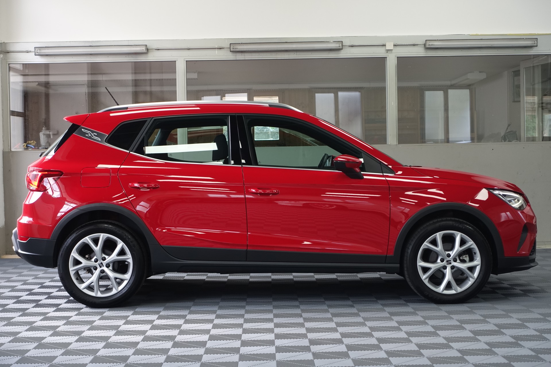 SEAT Arona 1.0 TSI FR DSG-showroom-element-3