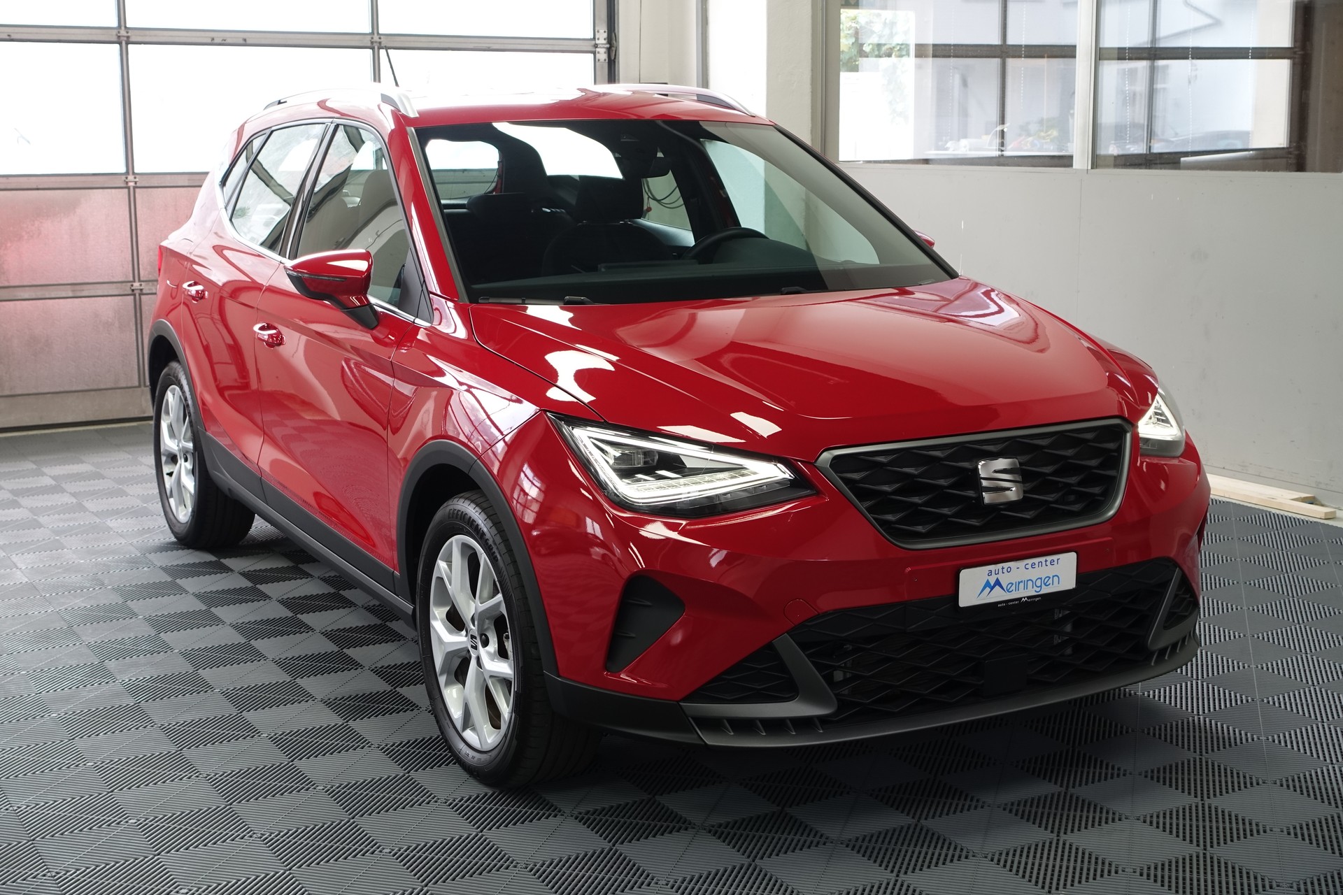SEAT Arona 1.0 TSI FR DSG-showroom-element-1