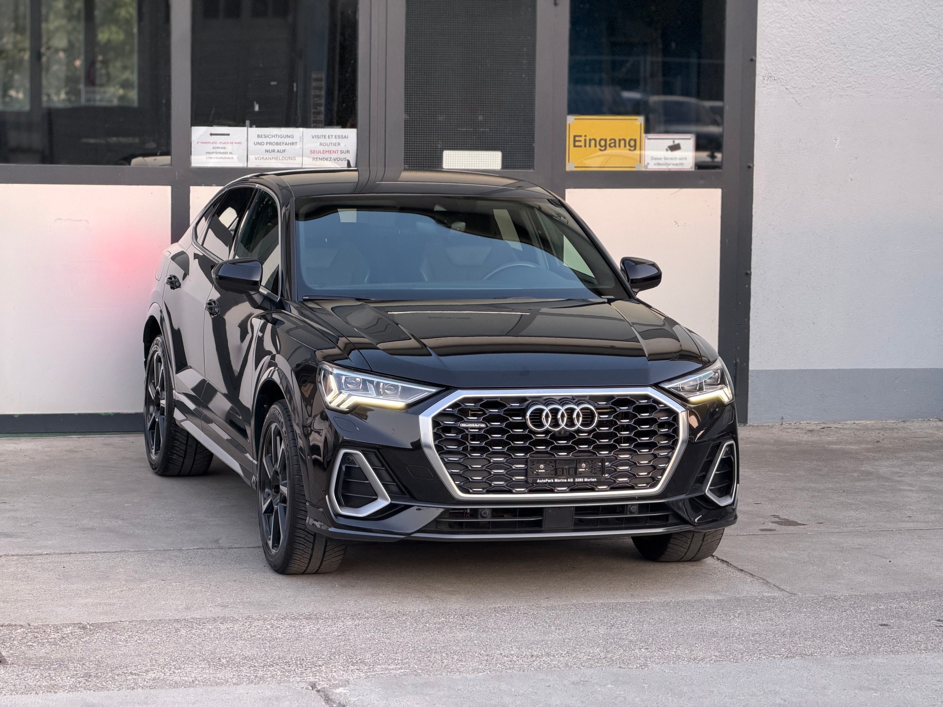 AUDI Q3 Sportback 45 TFSI S line quattro S-tronic-showroom-element-3