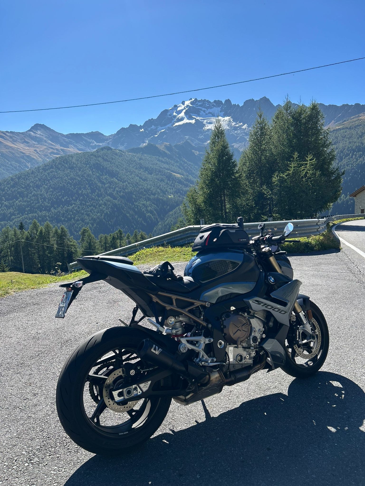 BMW S 1000 R-image-1