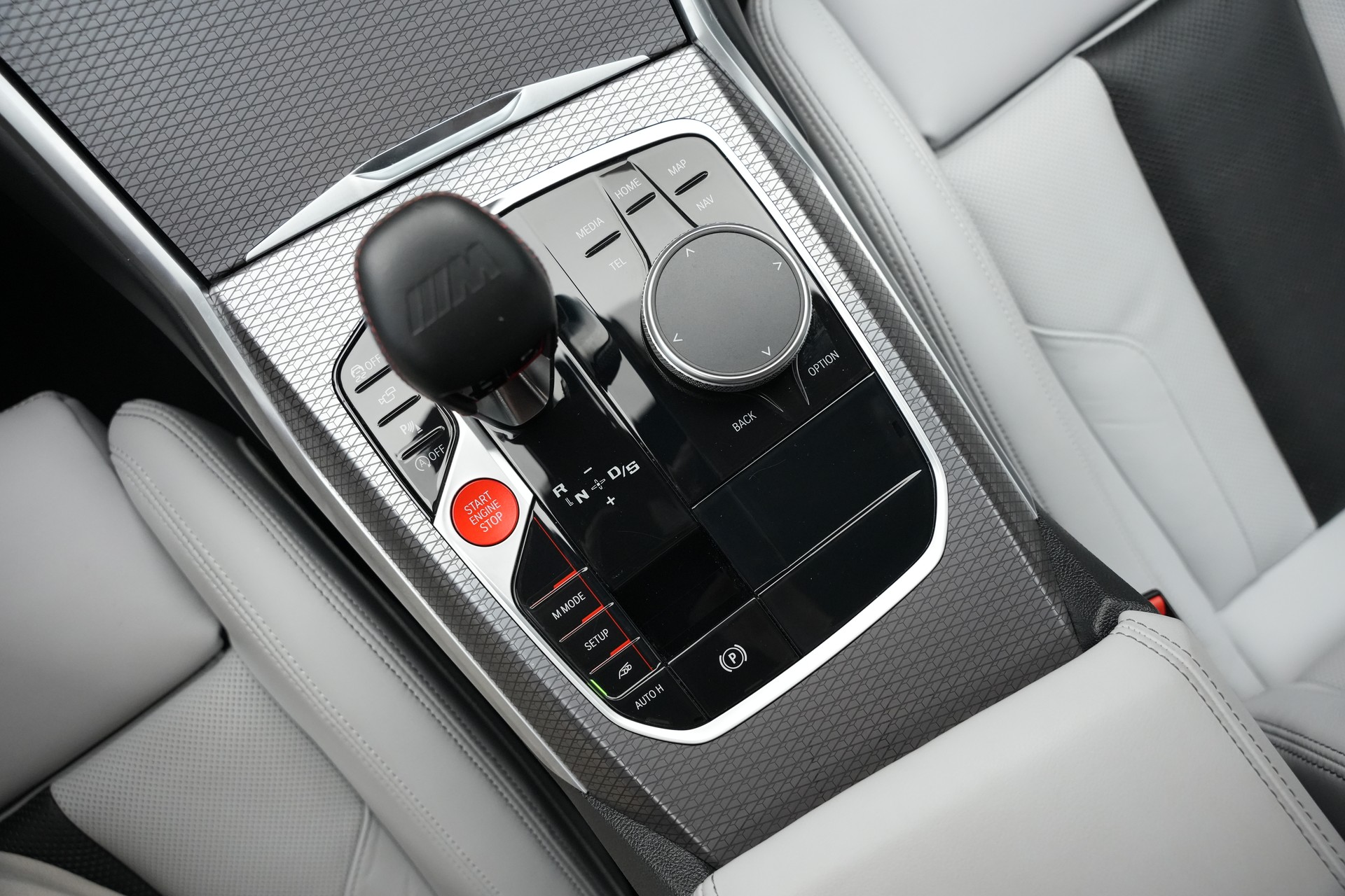 BMW M3 Touring xDrive Competition M *Facelift* *Carbon Paket*-image-32