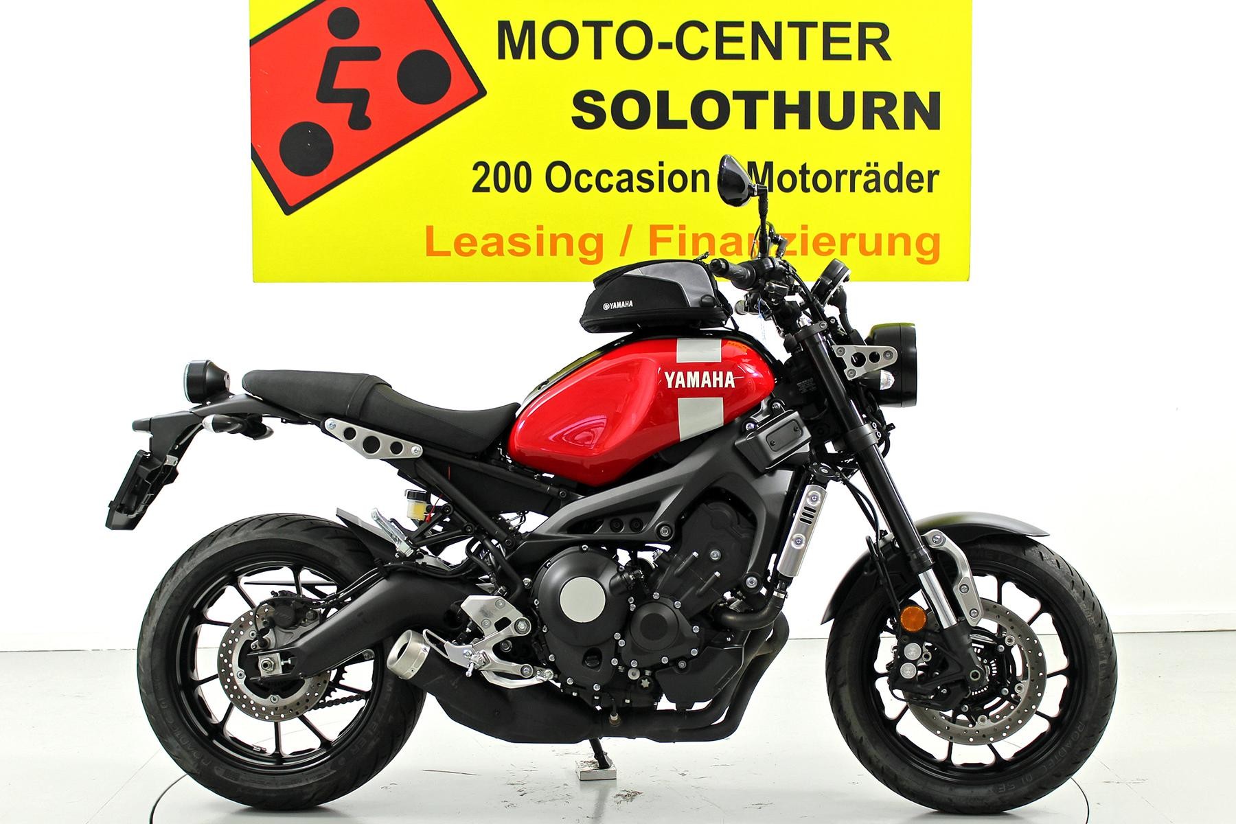 YAMAHA XSR 900 ABS