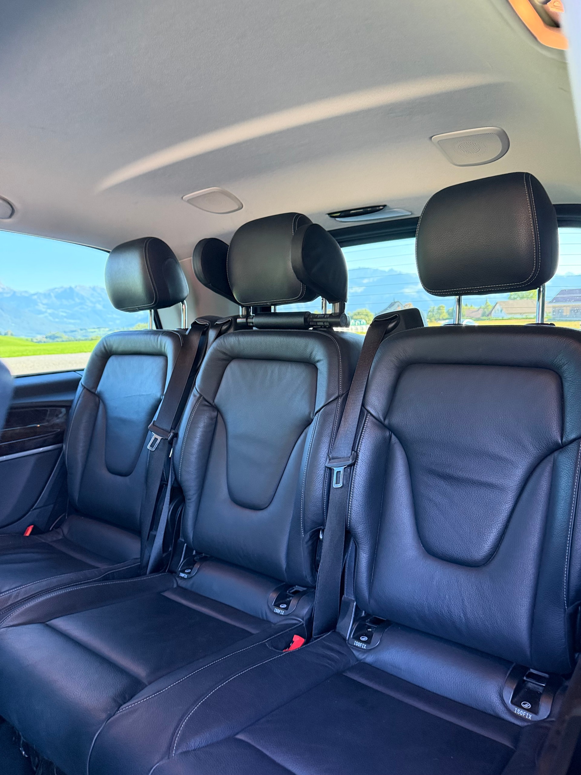 MERCEDES-BENZ V 250 d Avantgarde lang 4Matic 7G-Tronic-image-13