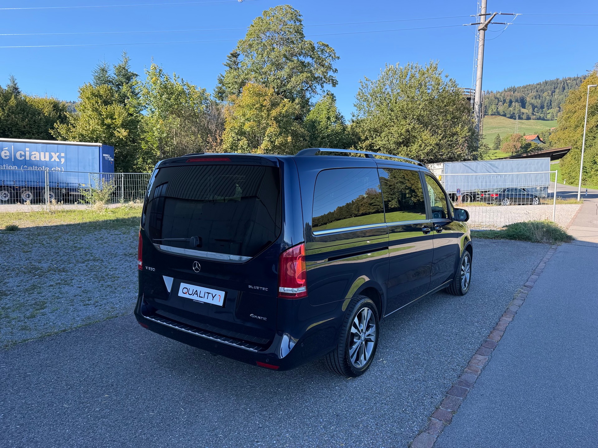 MERCEDES-BENZ V 250 d Avantgarde lang 4Matic 7G-Tronic-image-3