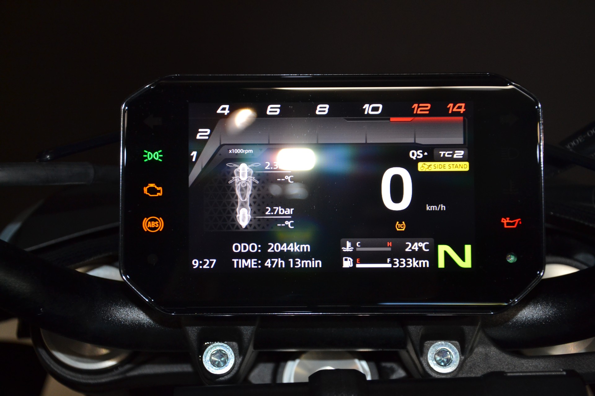 CF MOTO 675 NK-image-4