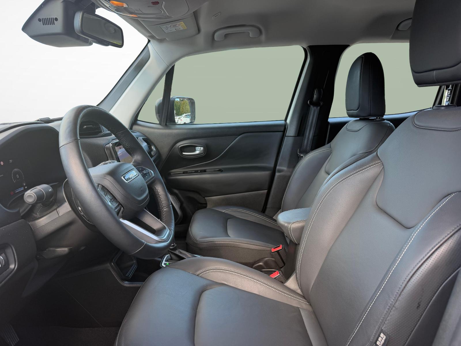JEEP Renegade 1.5 Turbo Summit-showroom-element-1