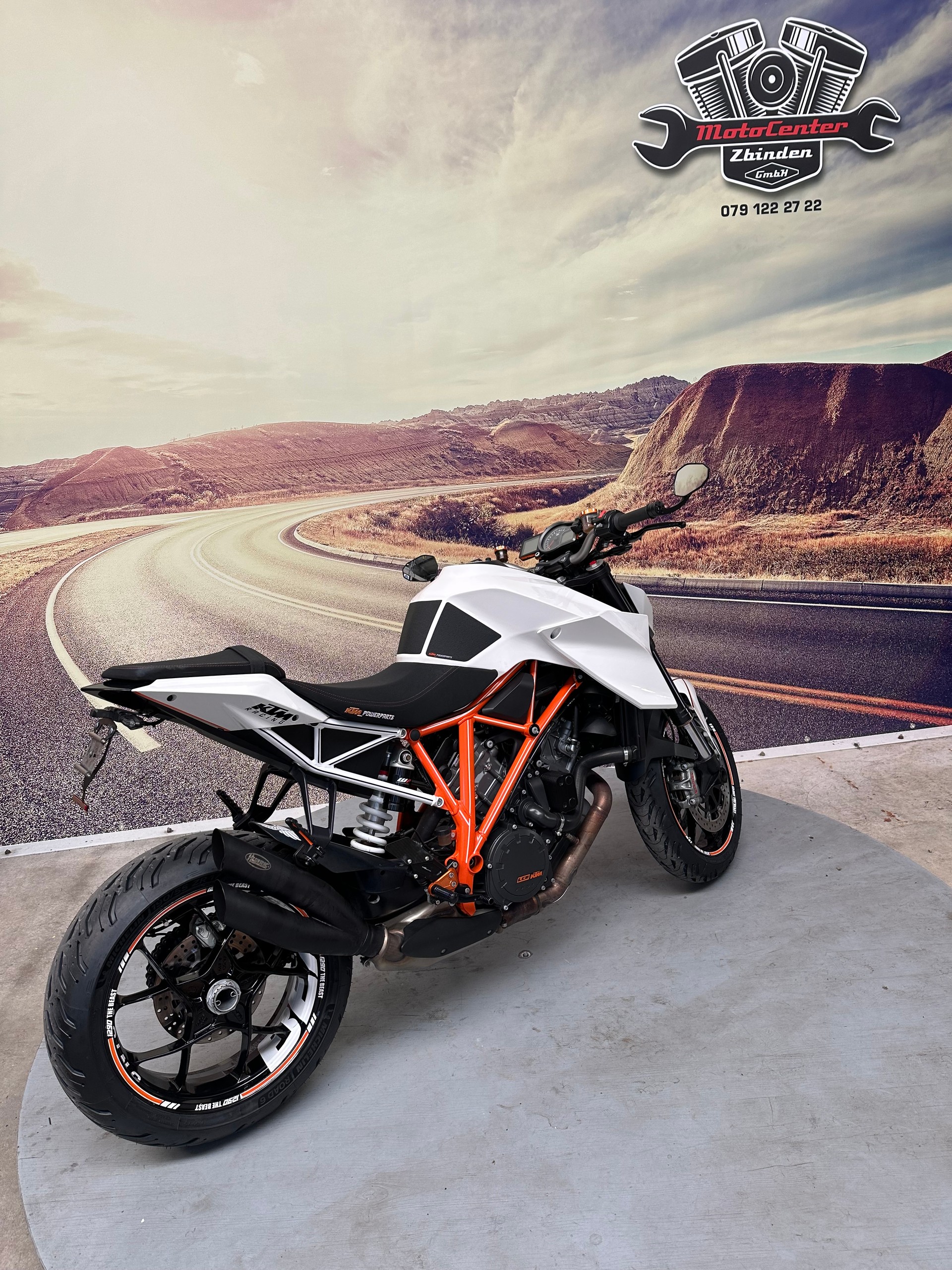 KTM 1290 Super Duke R-image-6
