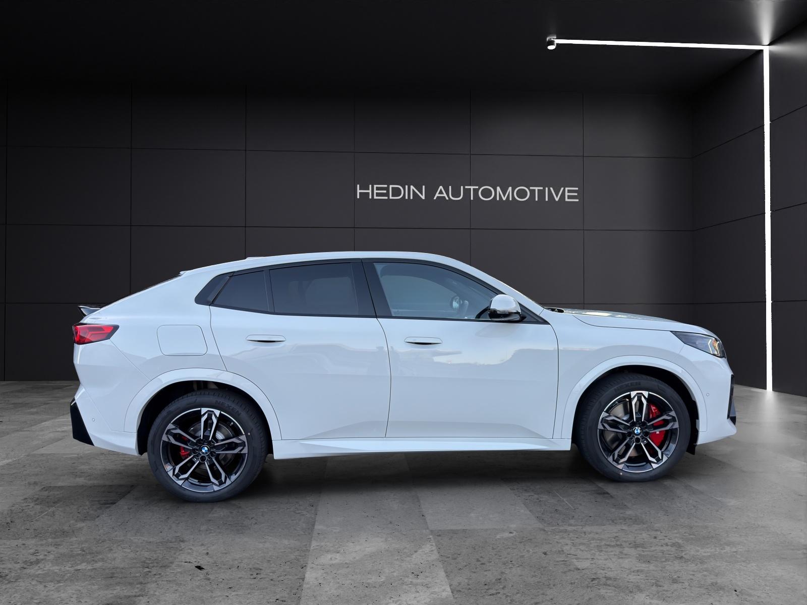 BMW iX2 U10 30 xDrive-image-16