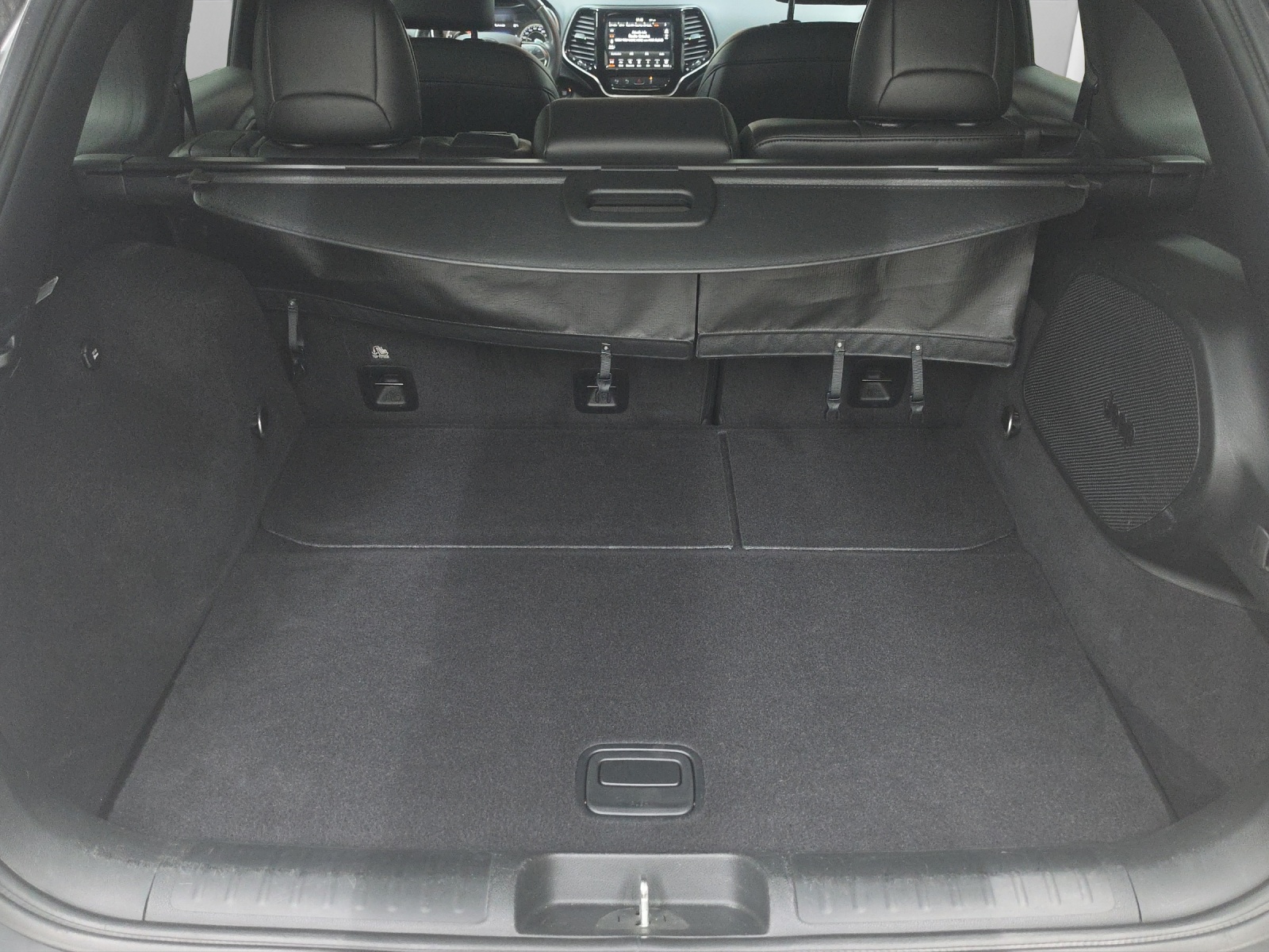 JEEP Cherokee 2.0 T Limited AWD-image-13