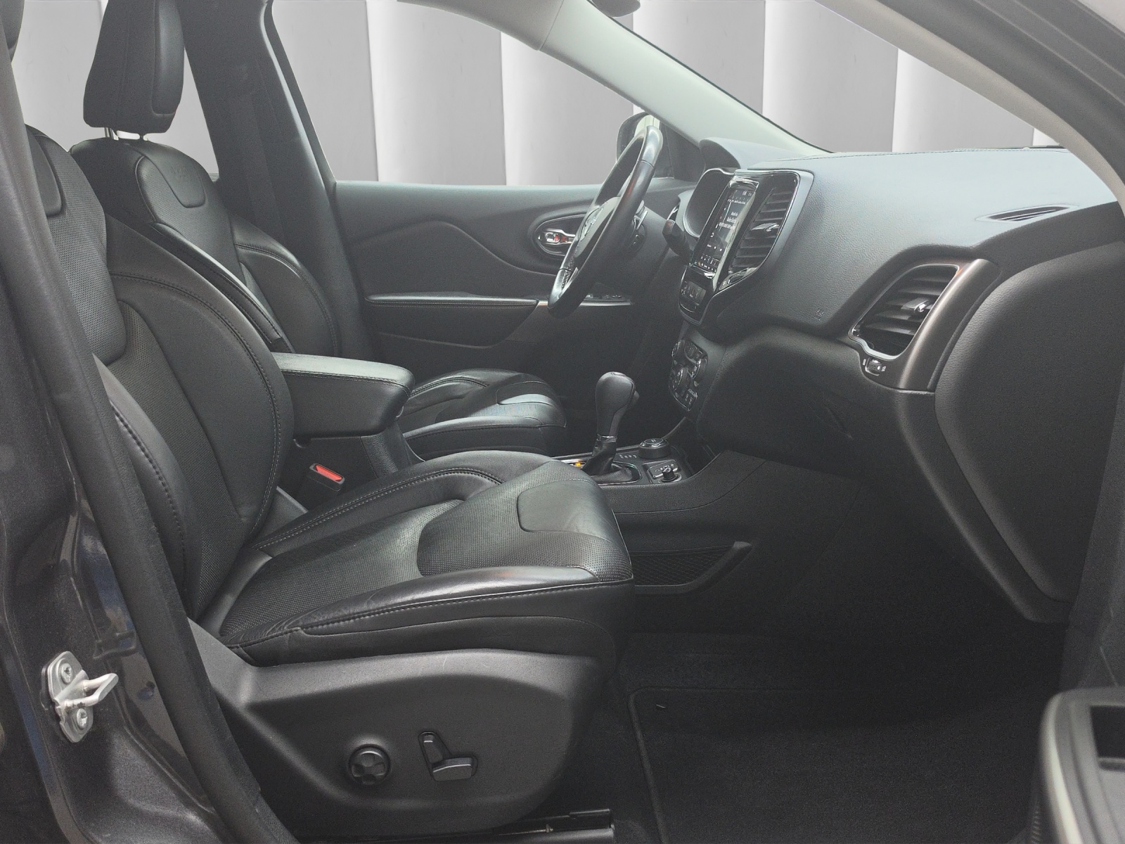 JEEP Cherokee 2.0 T Limited AWD-image-11